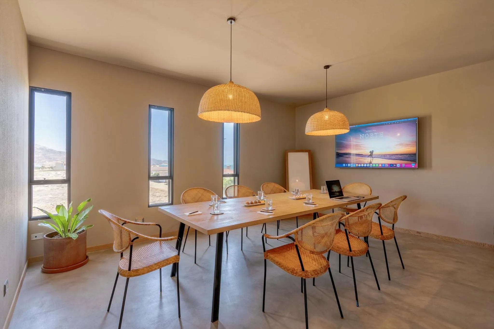 TV and multimedia in Norte Suites Boutique