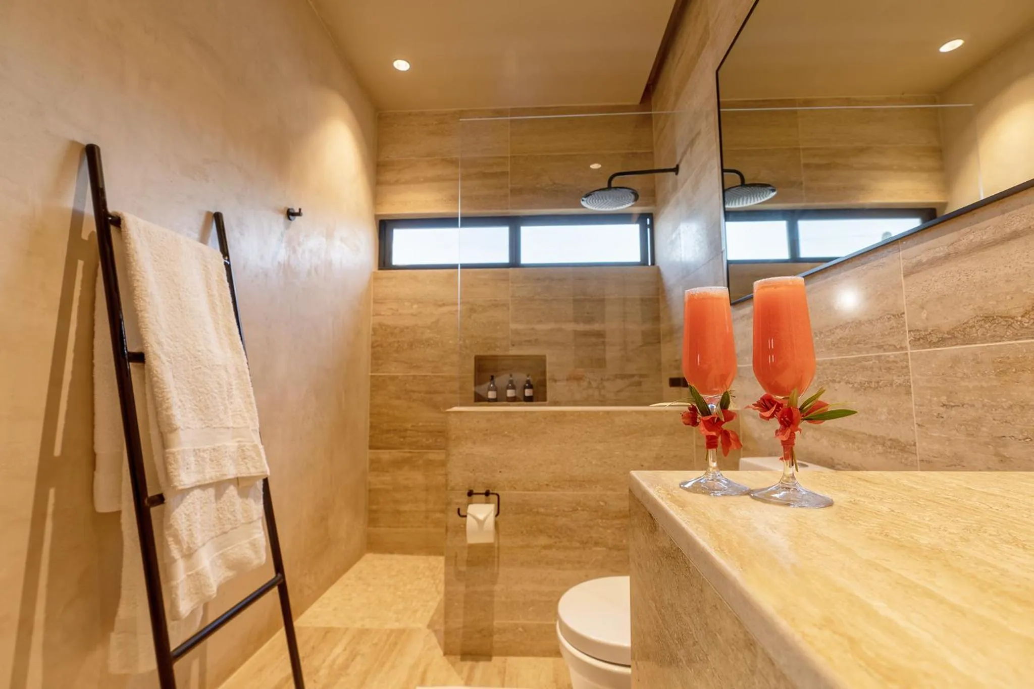 Bathroom in Norte Suites Boutique