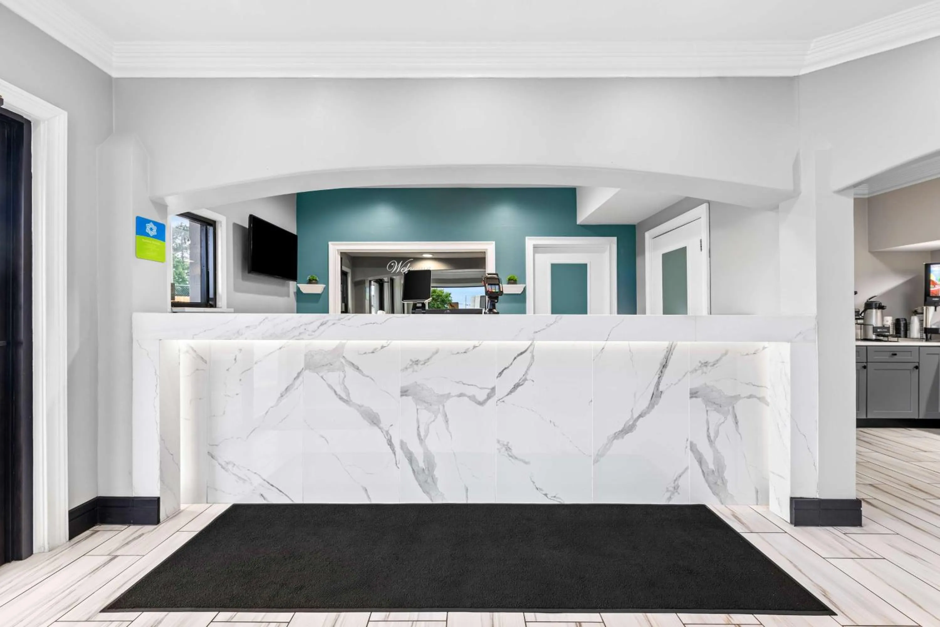 Lobby or reception in SureStay by Best Western Huntsville University Area