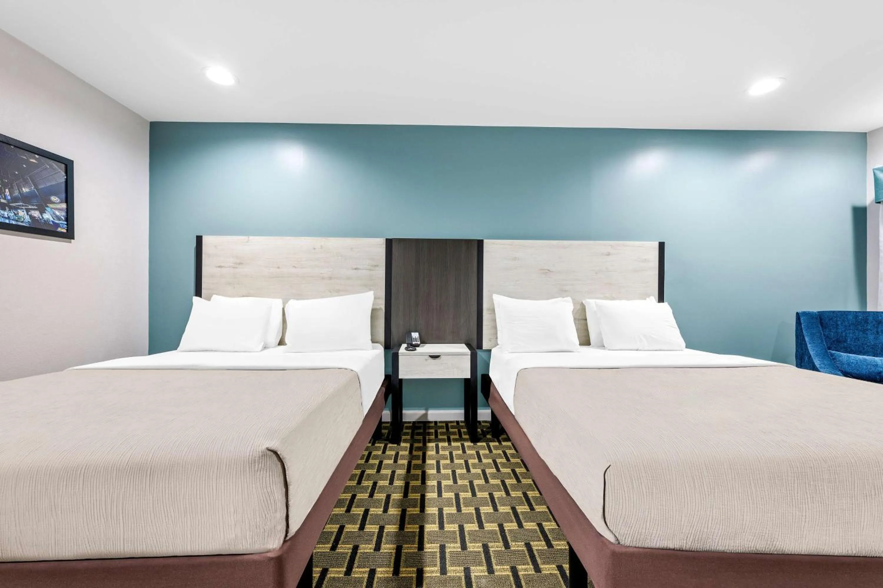 Bedroom, Bed in SureStay by Best Western Huntsville University Area