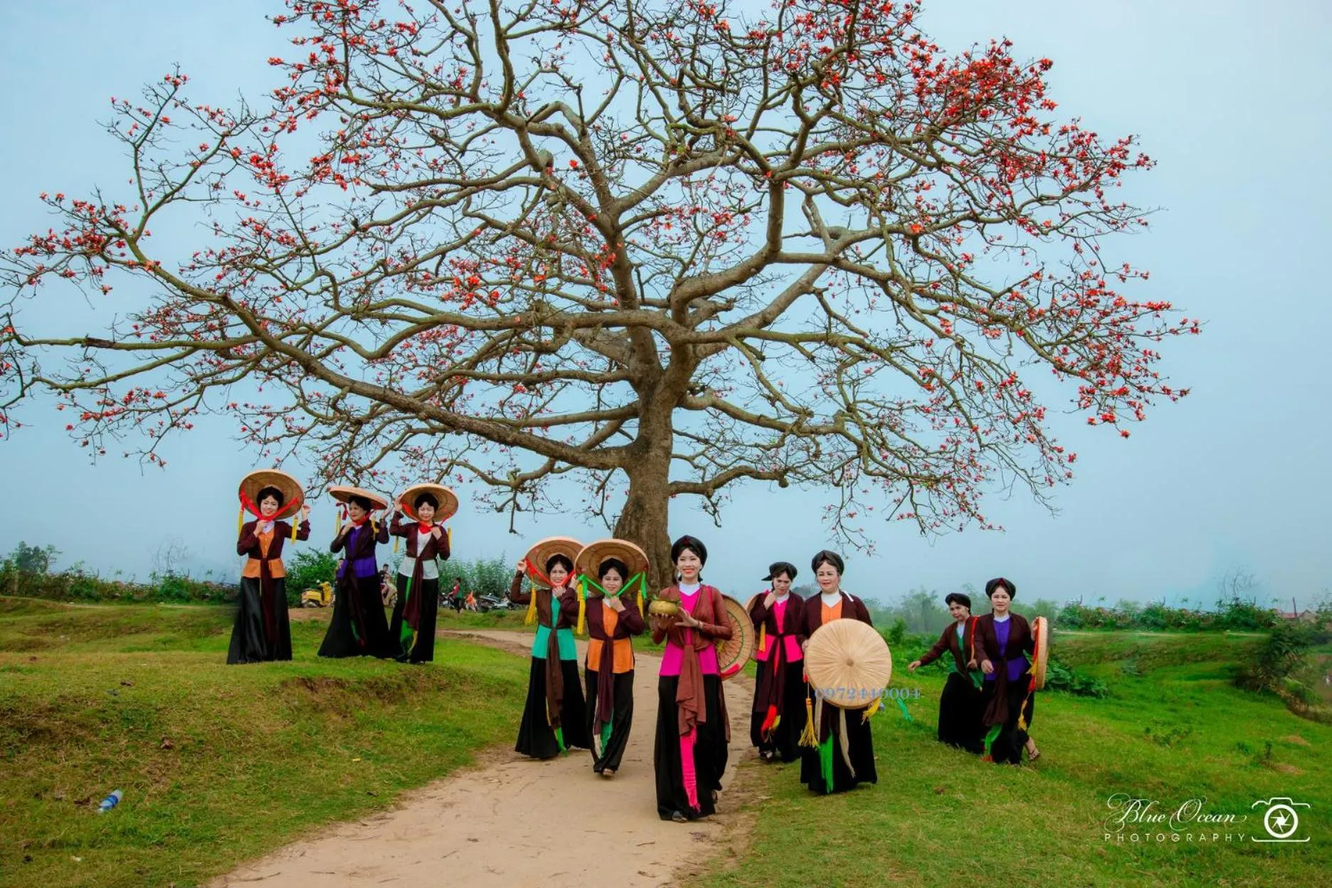 People in Hanoi Center Silk Lullaby Hotel and Travel