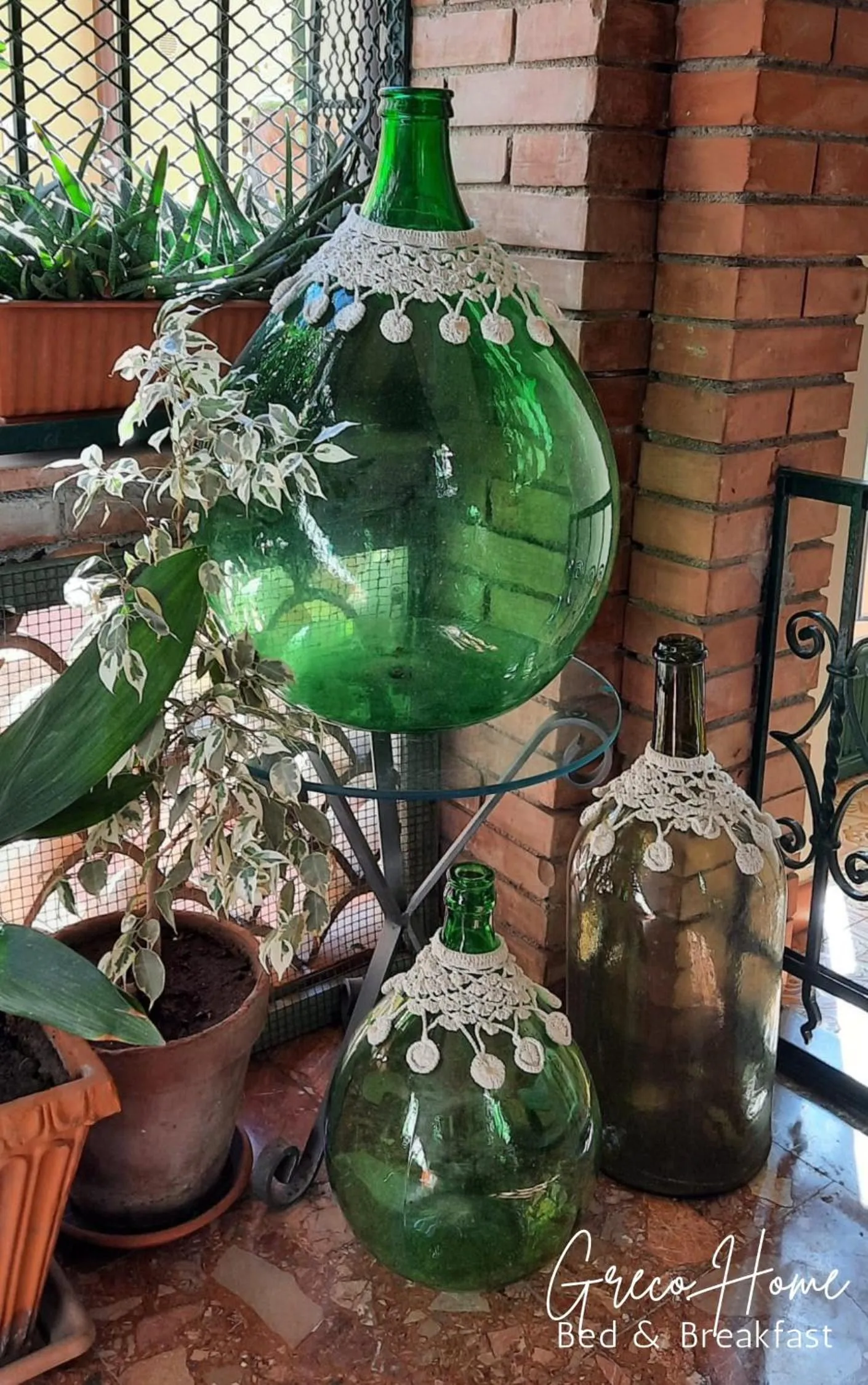 Decorative detail in B&B Greco Home