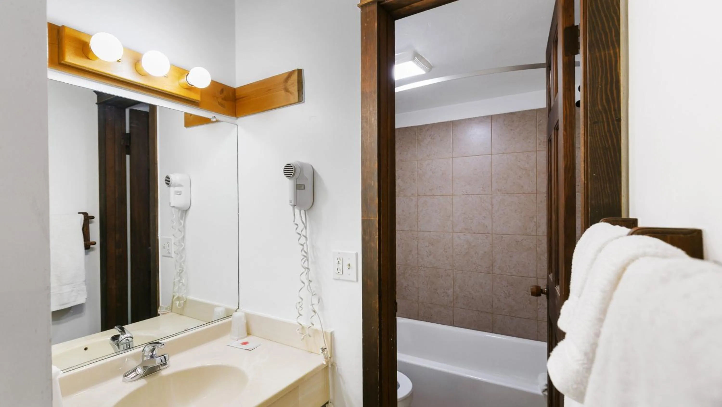 Bedroom in Georgetown Lodge