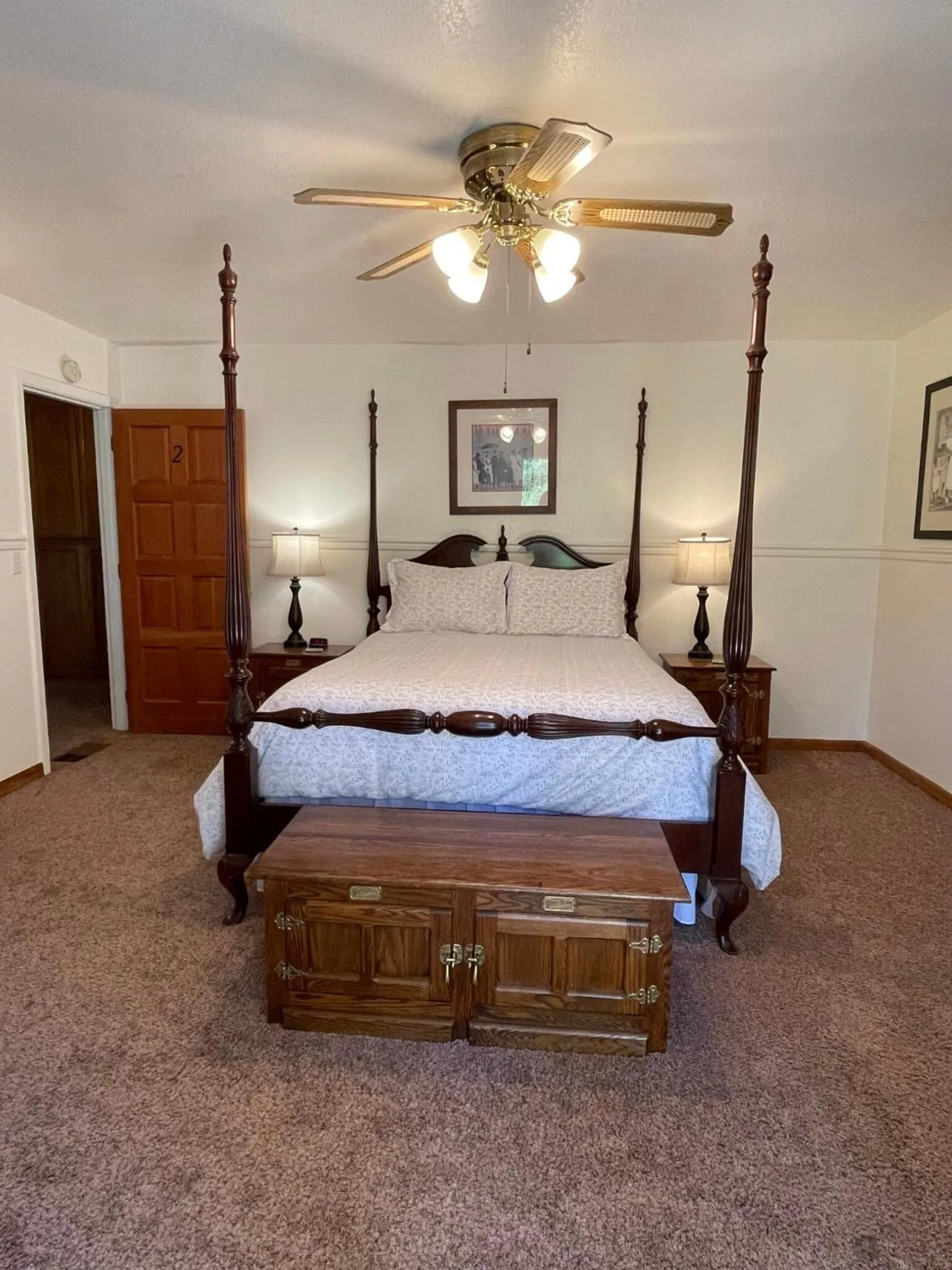 Bed in Berkshire Inn