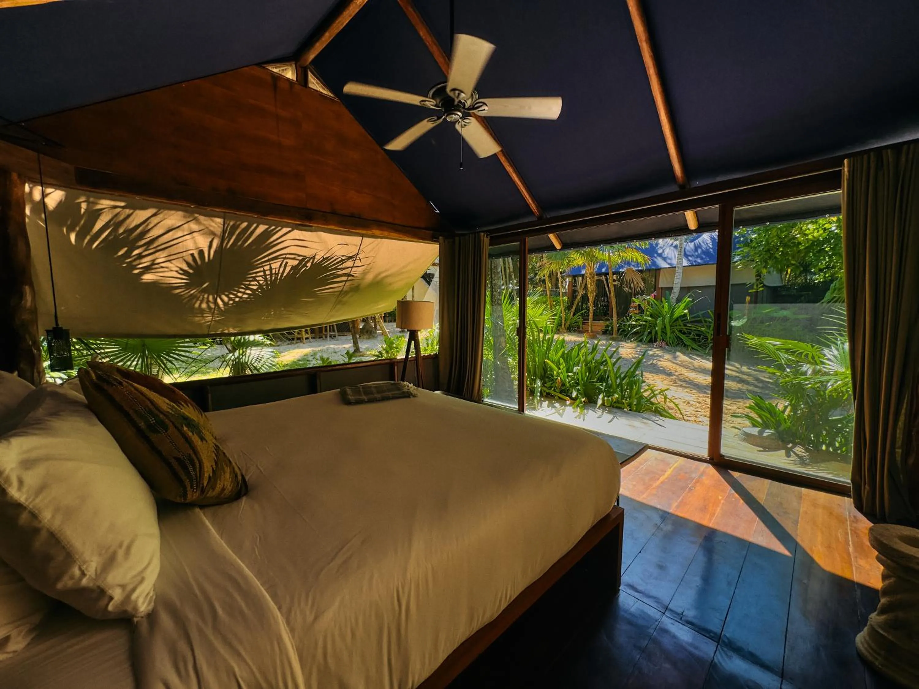 Garden view, Bed in Libelula Tulum Beachfront Hotel