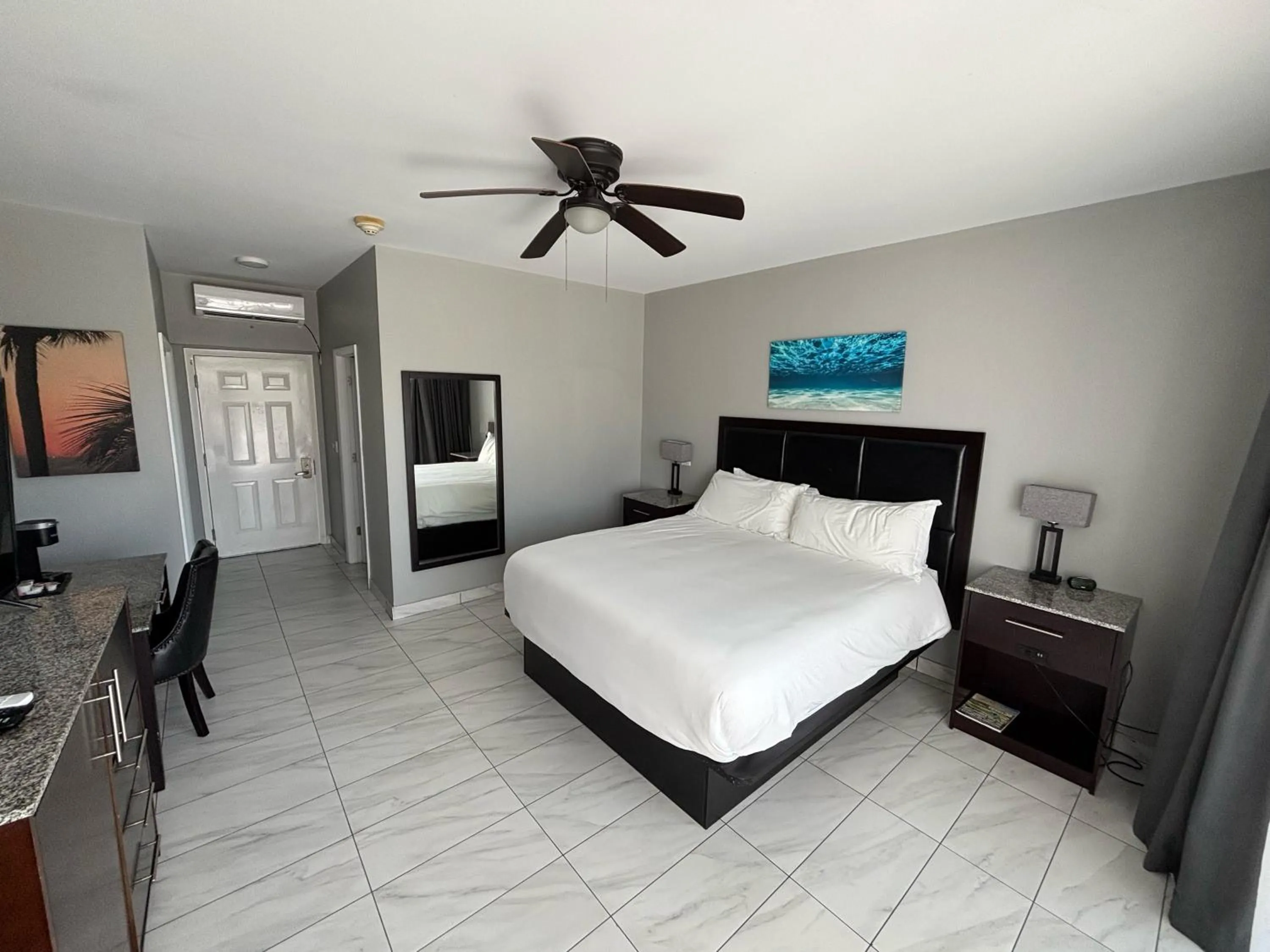 Bedroom, Bed in Grace Bay Suites