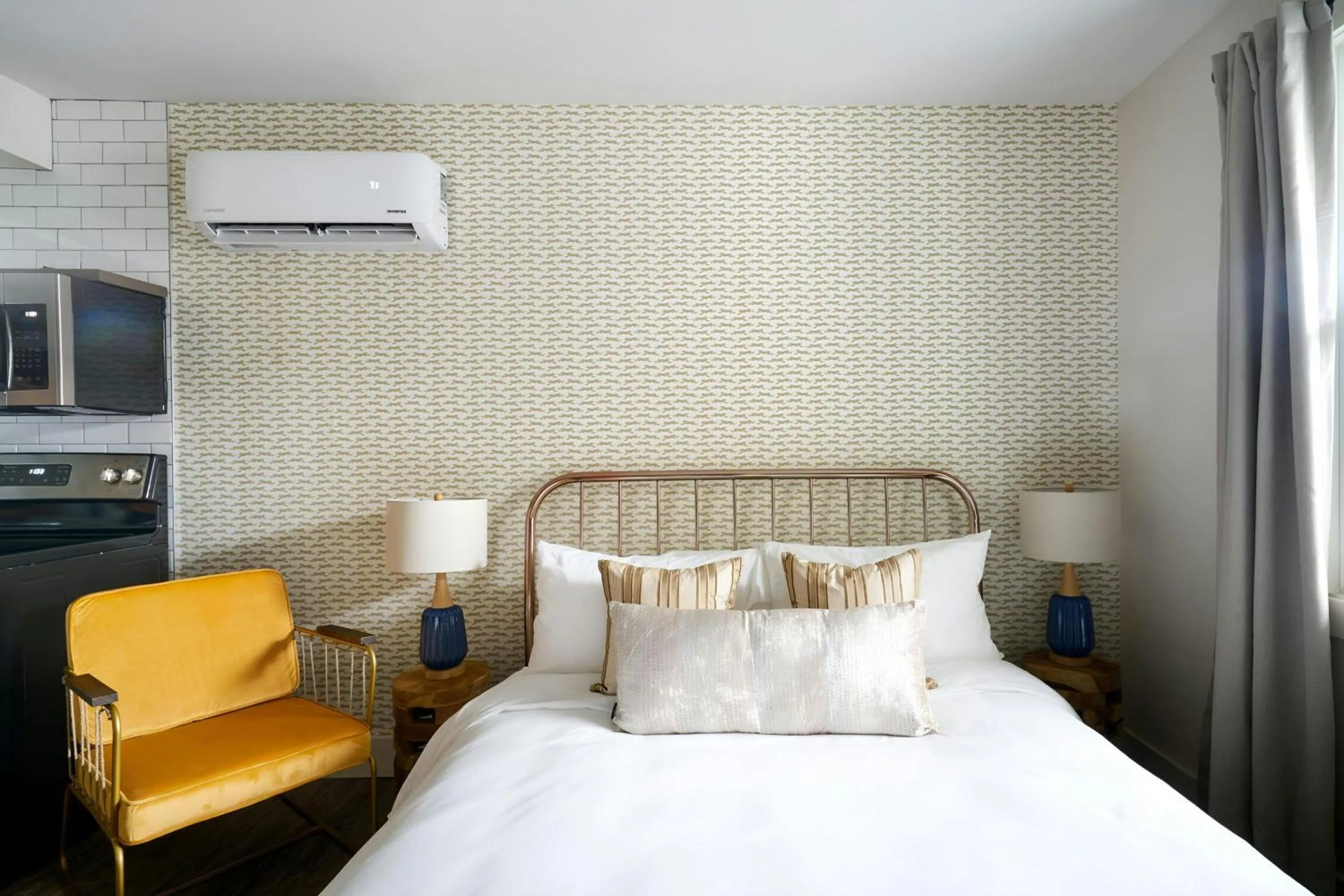 Bedroom, Bed in Sonder by Marriott Bonvoy The Stat Apartments Midtown