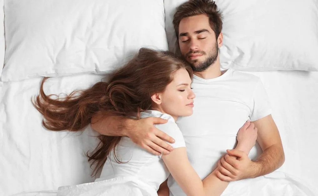 Bedroom, Bed in Mayflower Motel Milford