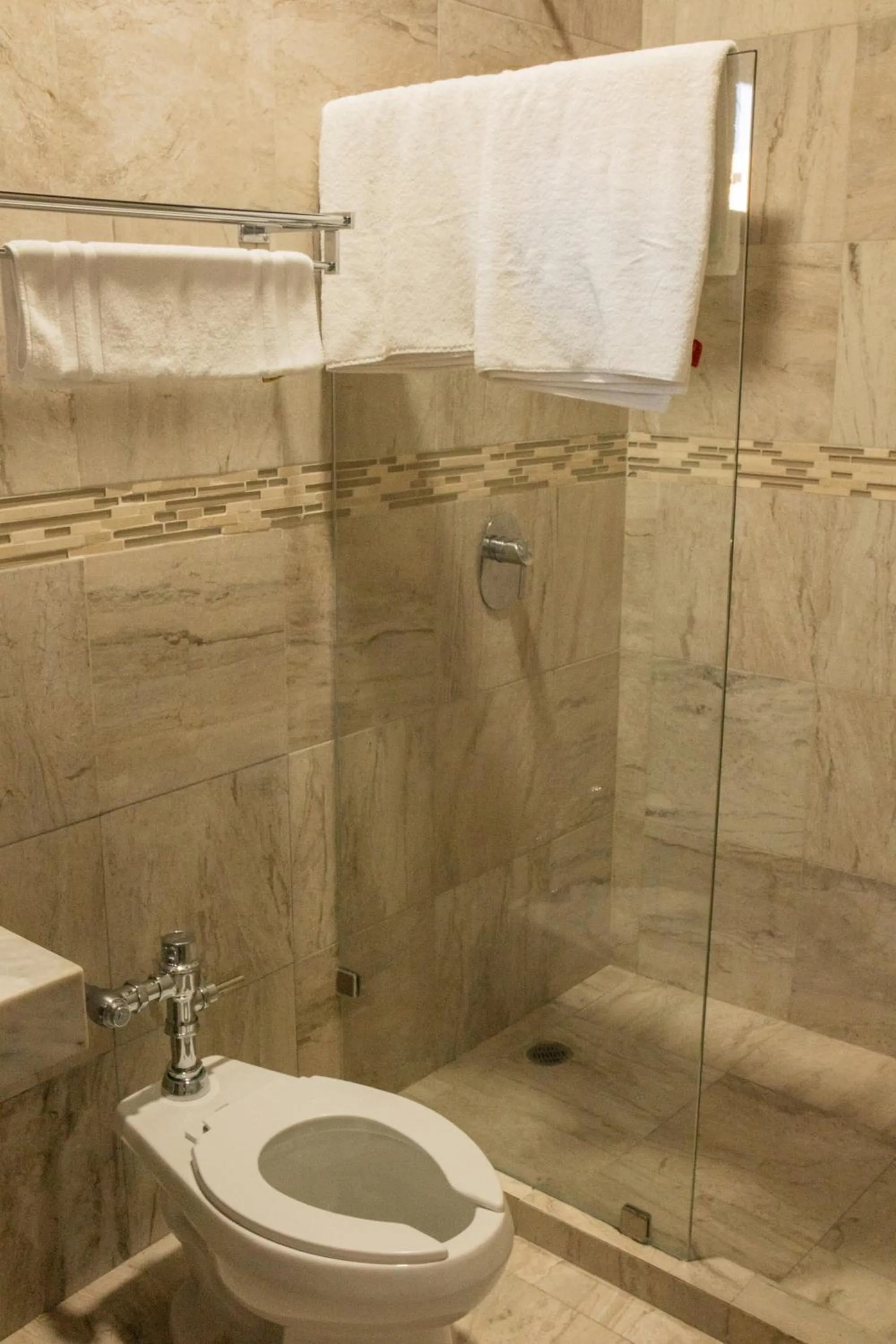 Bathroom in Cuxos Hotel Beachfront