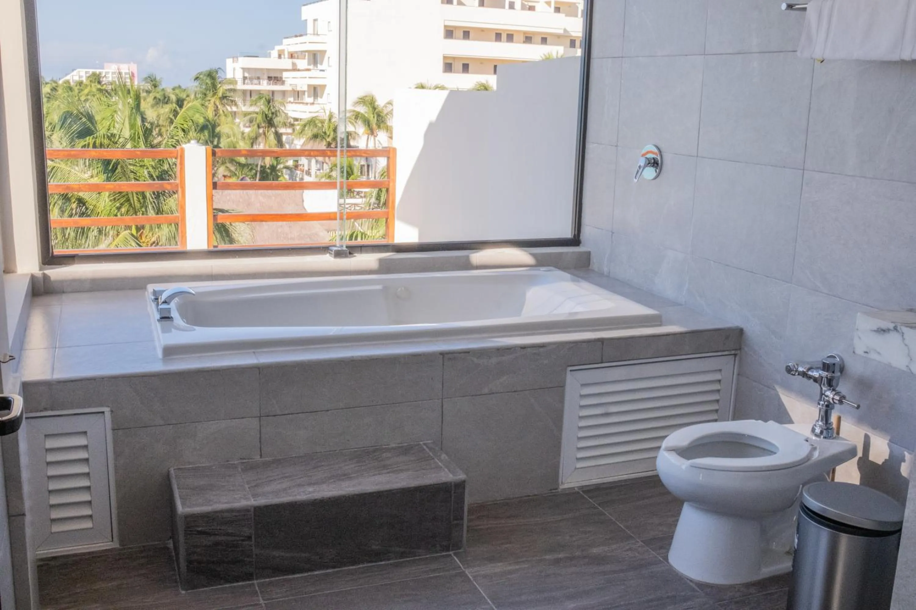 Bathroom in Cuxos Hotel Beachfront