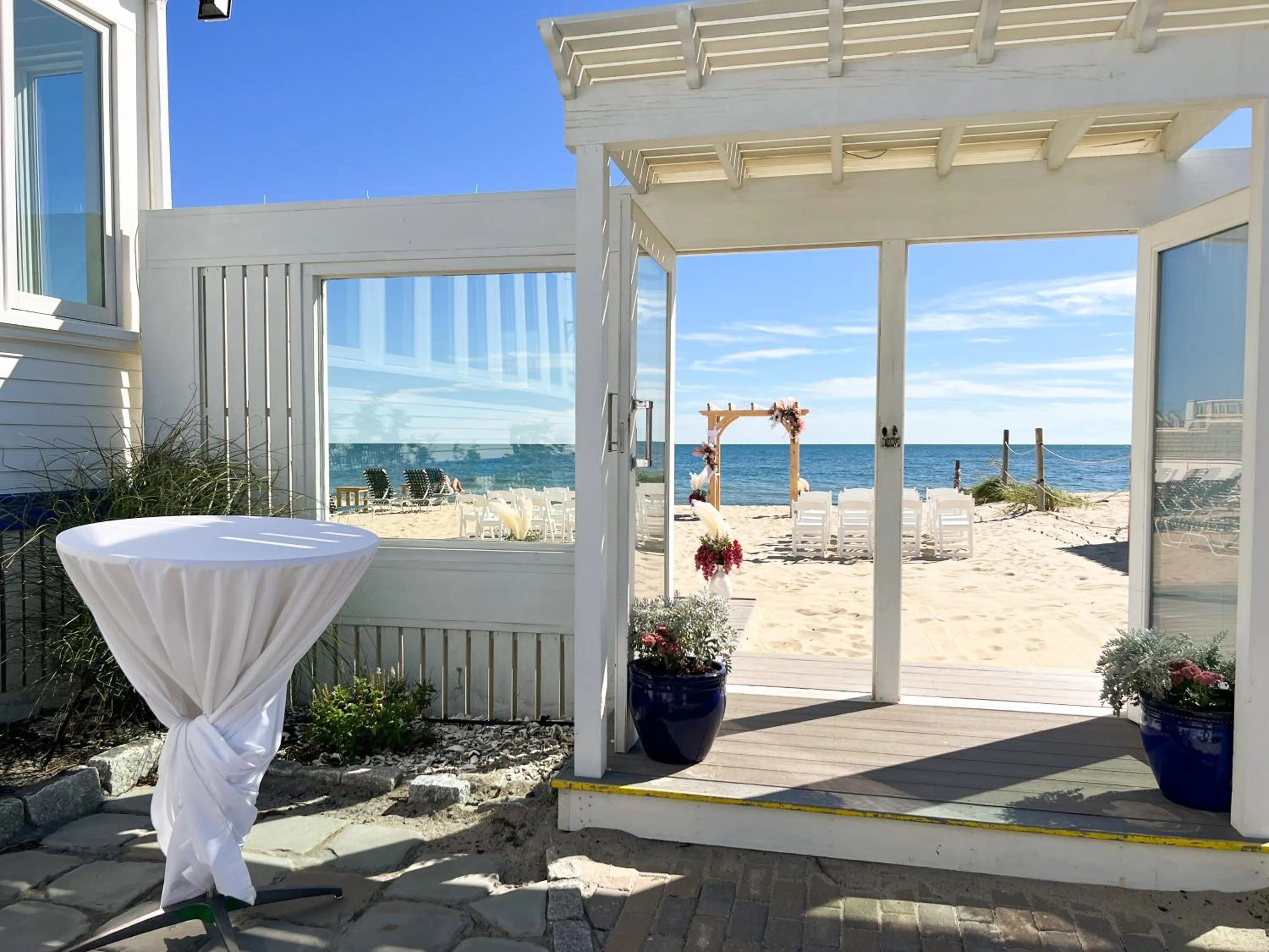 wedding in By The Sea Guests Bed & Breakfast and Suites