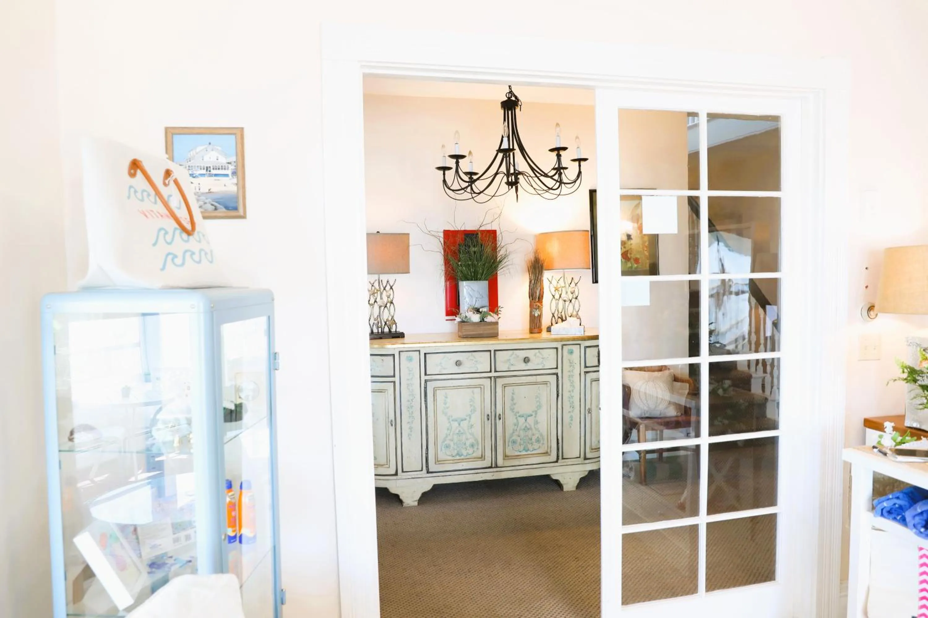 Property building in By The Sea Guests Bed & Breakfast and Suites