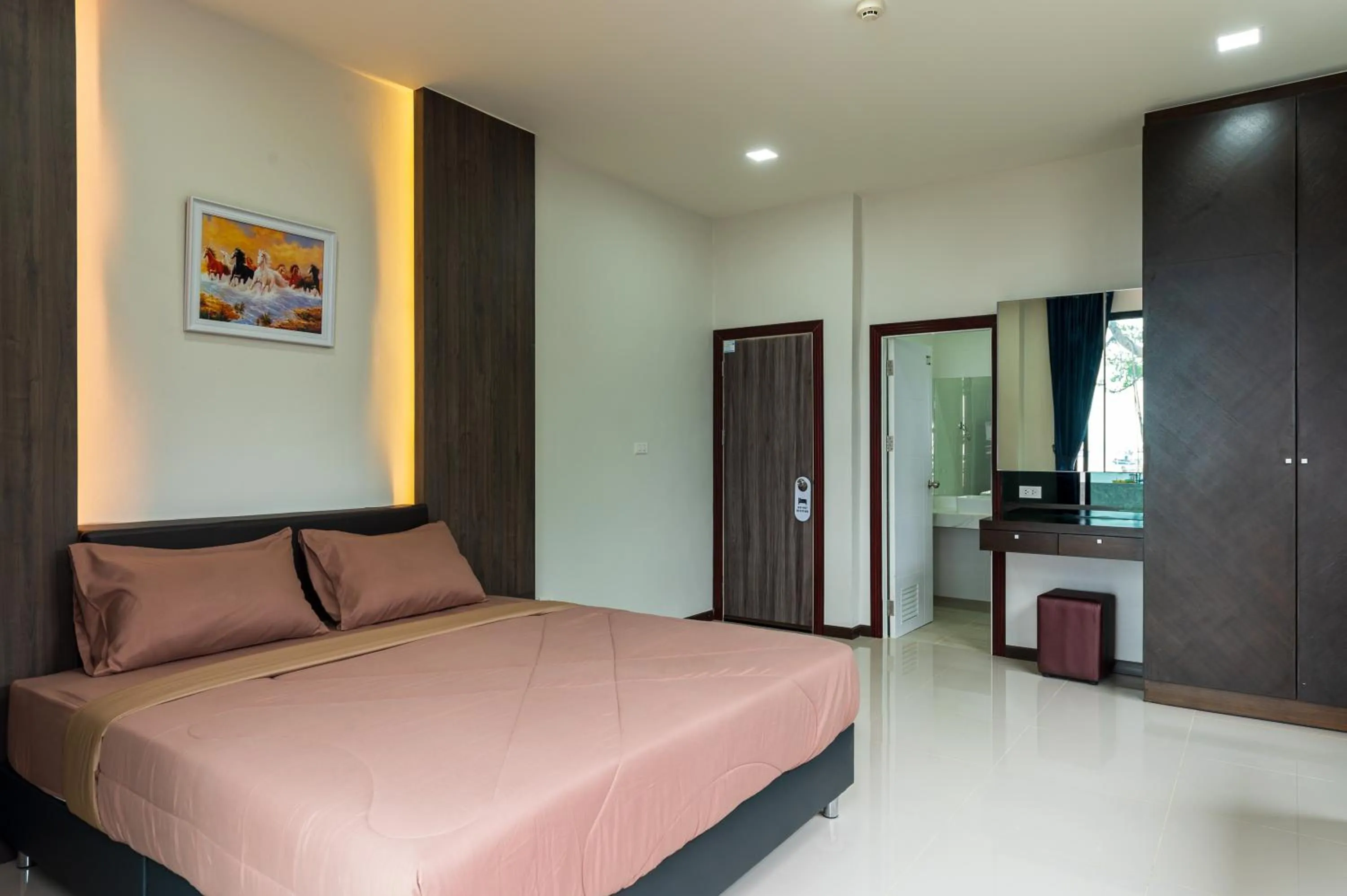 Bed in Aownoi Bay Resort