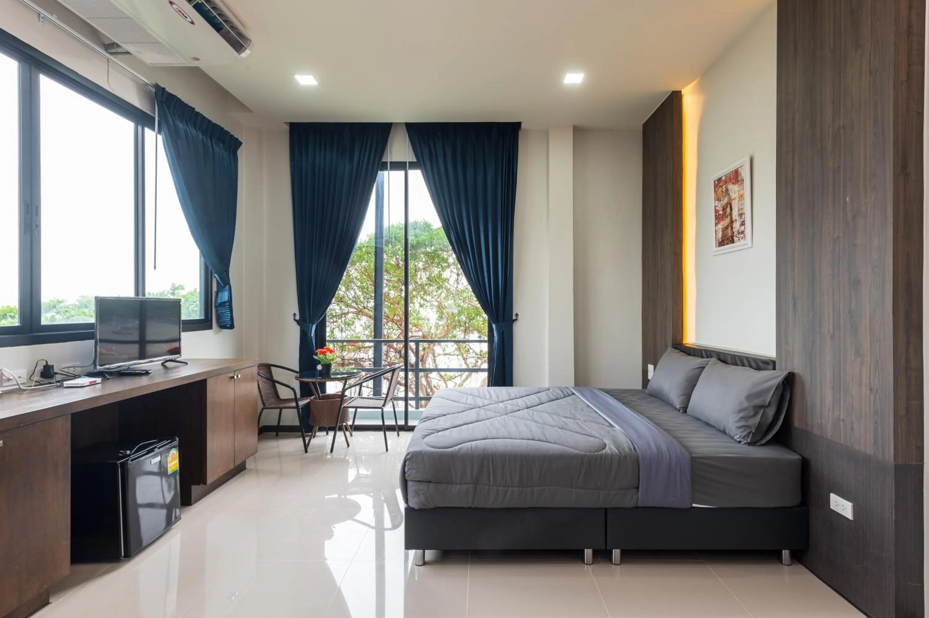 Bed in Aownoi Bay Resort