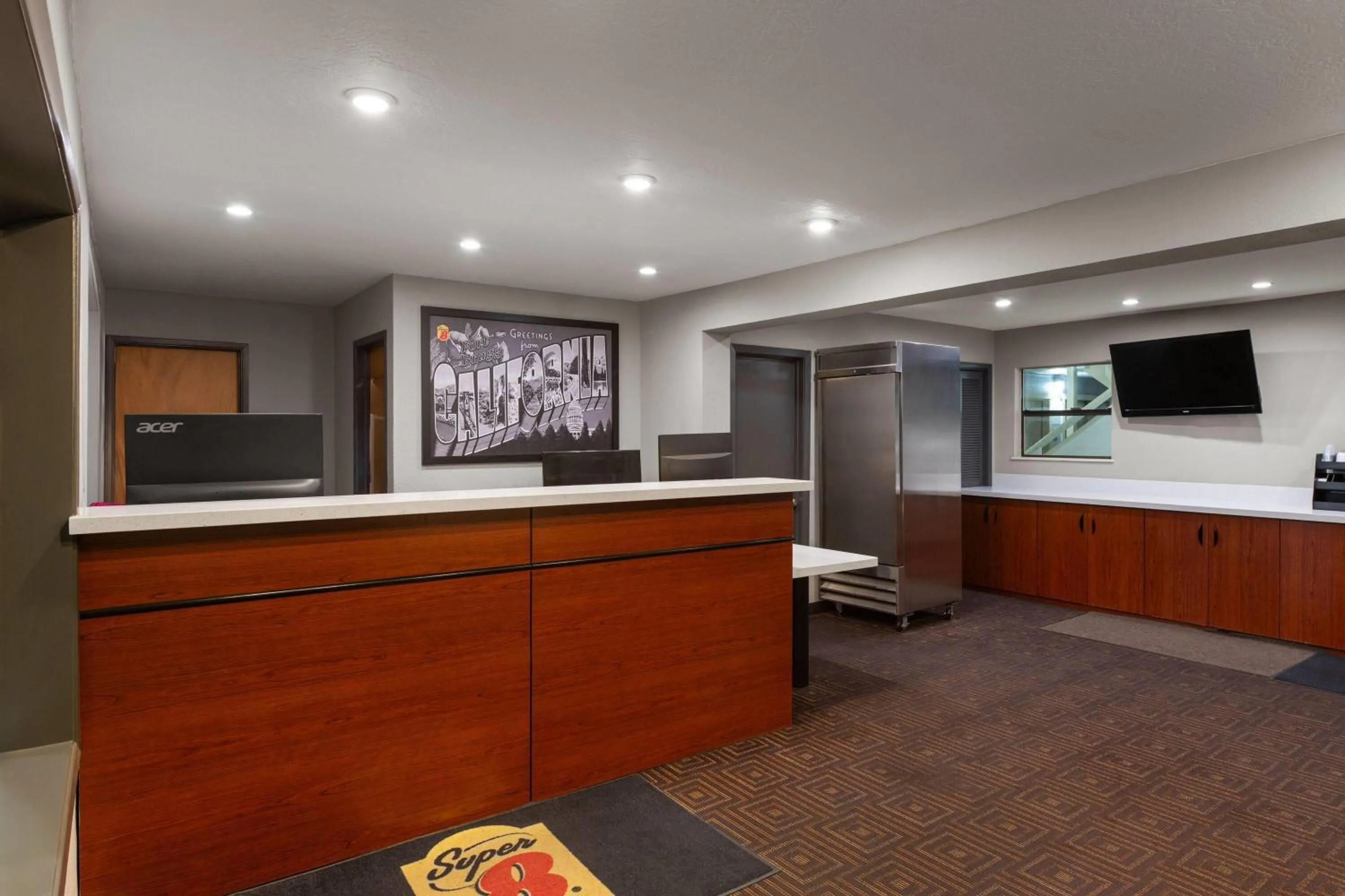 Lobby or reception in Super 8 by Wyndham Fort Bragg