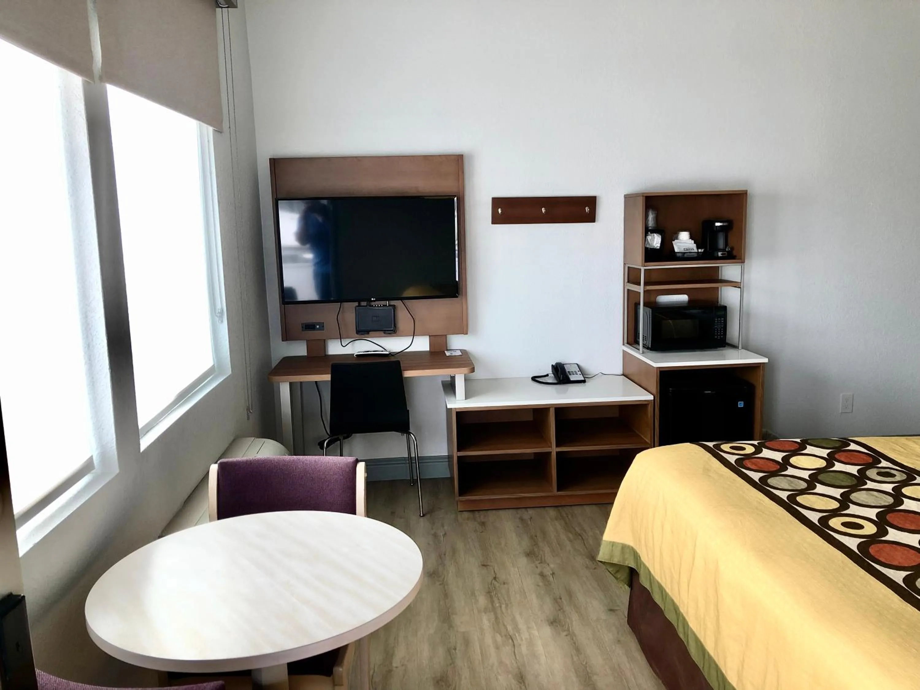 Bed in Super 8 by Wyndham Fort Bragg