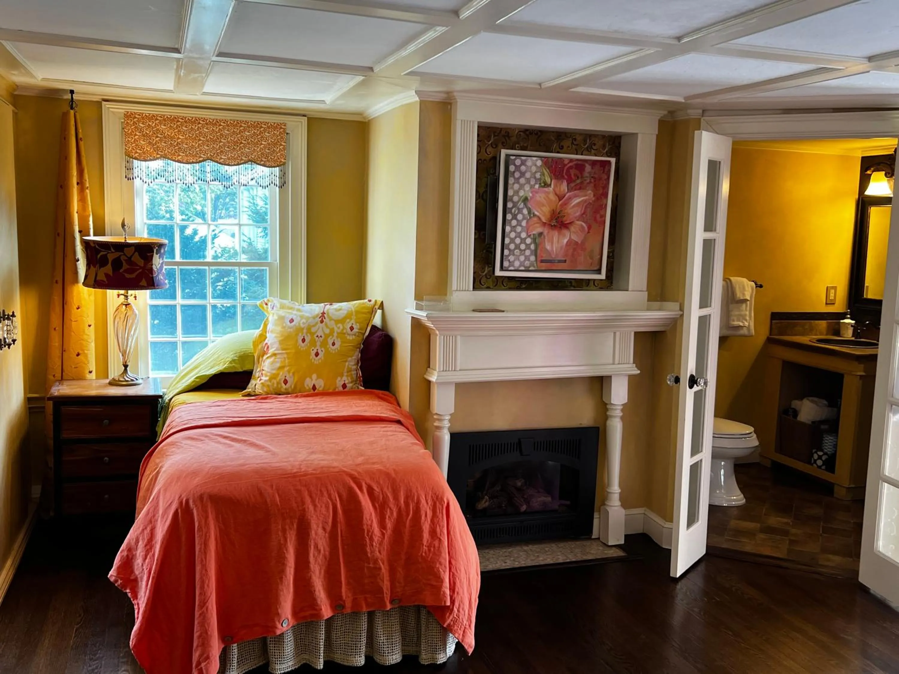 Bed in The Connecticut River Valley Inn Hartford South/Glastonbury