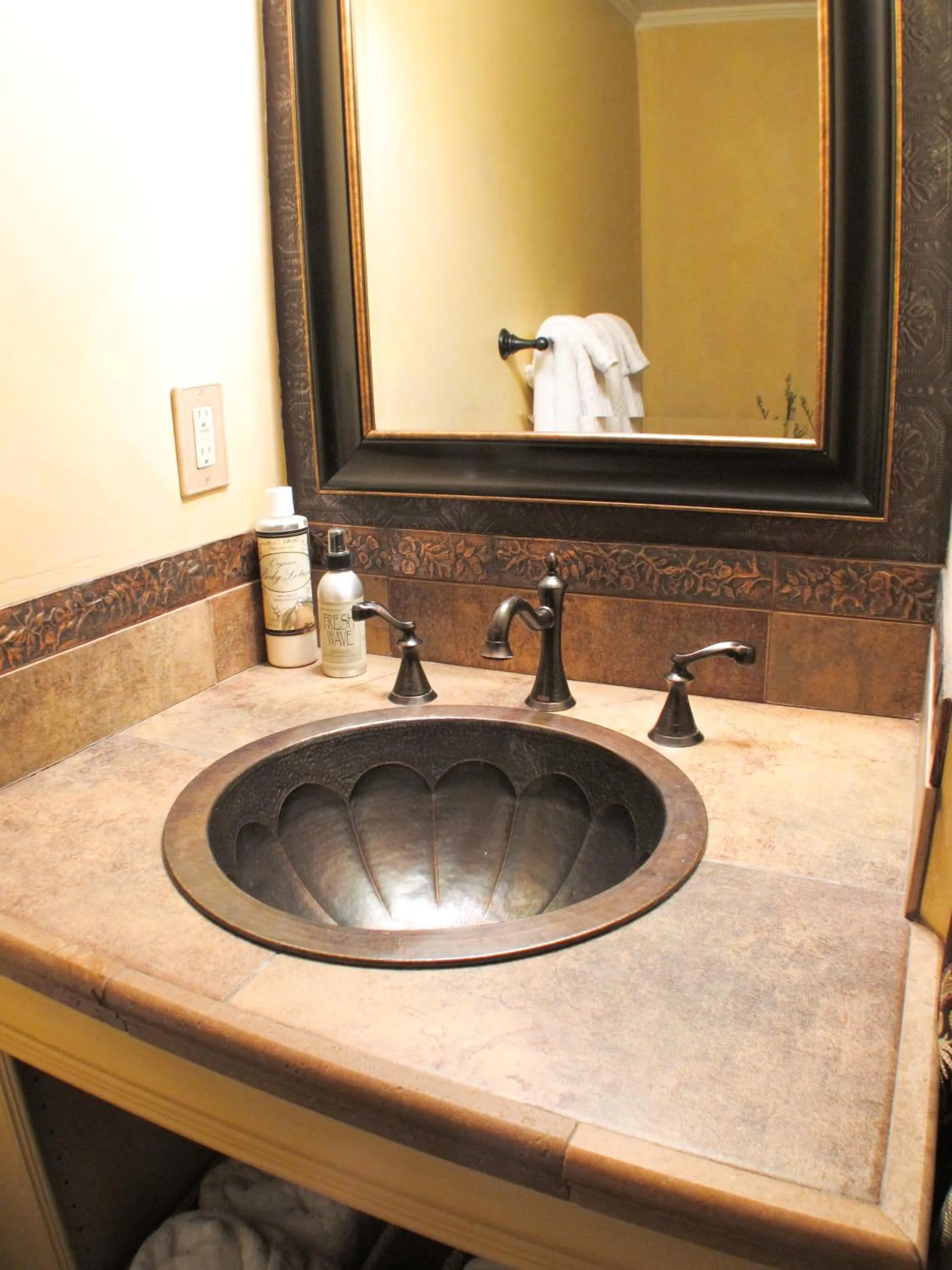 The Connecticut River Valley Inn Hartford South/Glastonbury