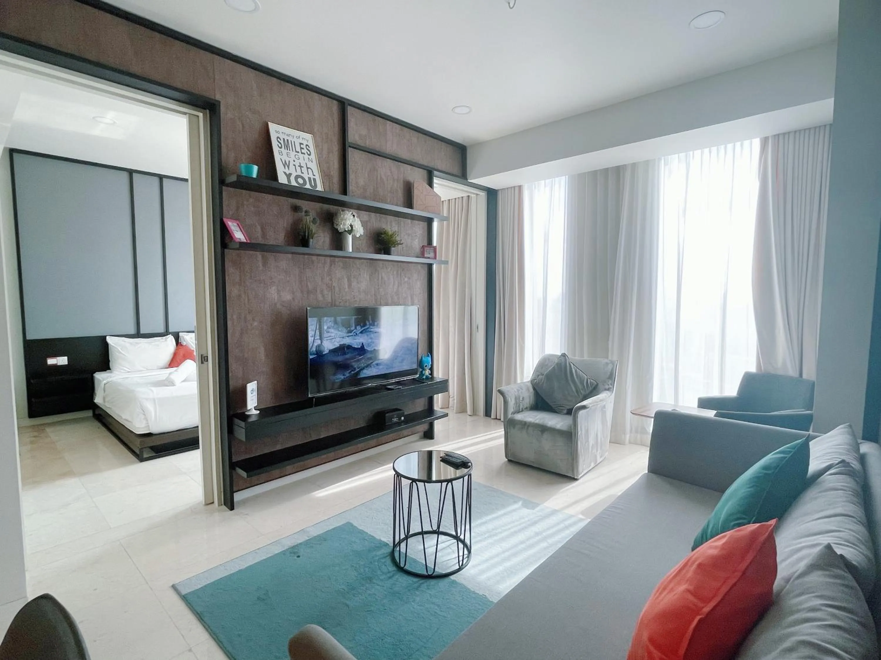 Communal lounge/ TV room in Tropicana Residence KLCC @ Getaway Home Suite