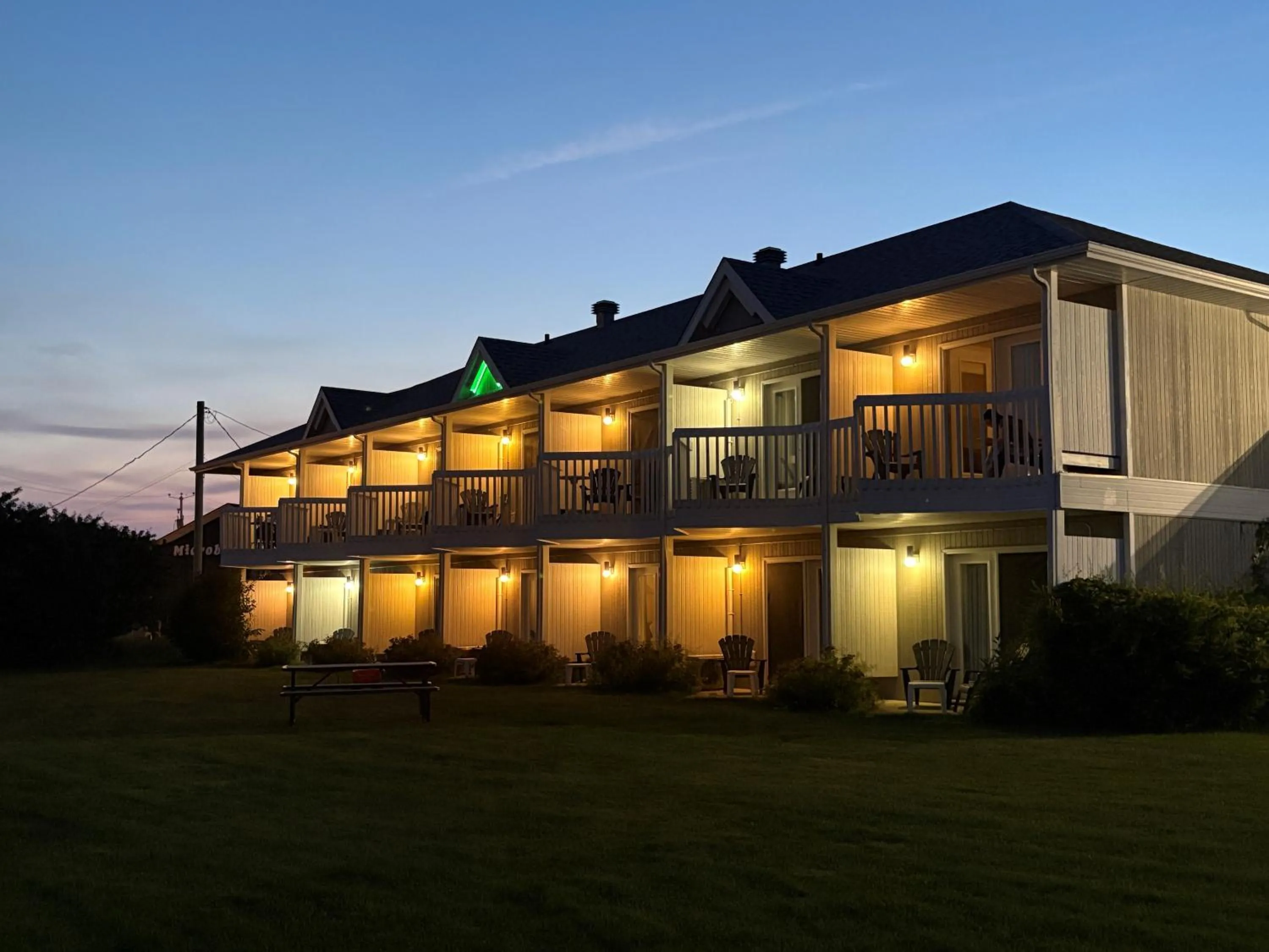 Property building in Motel Grand-Pré Inc