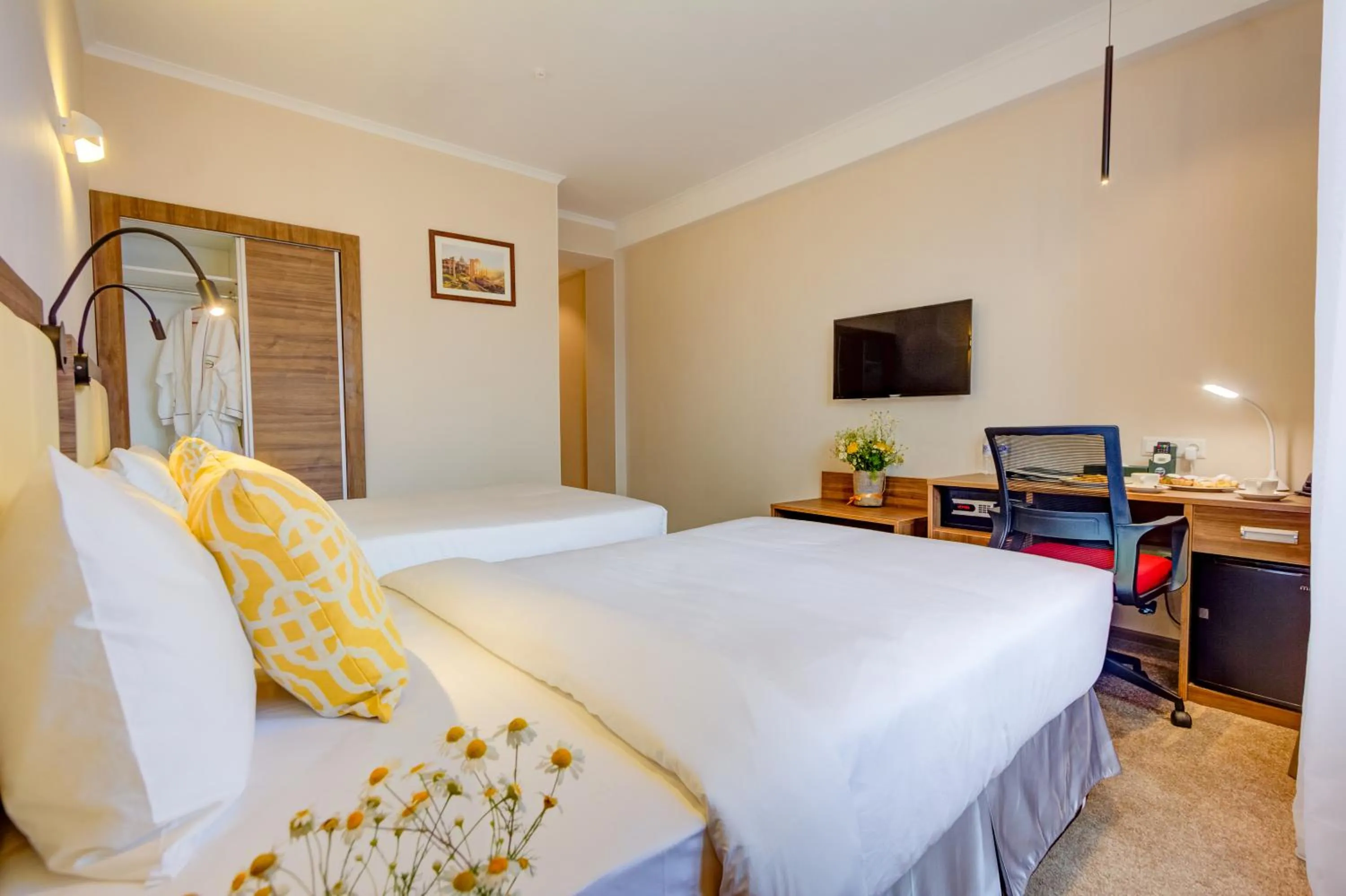 Bed in Garden Hotel & SPA