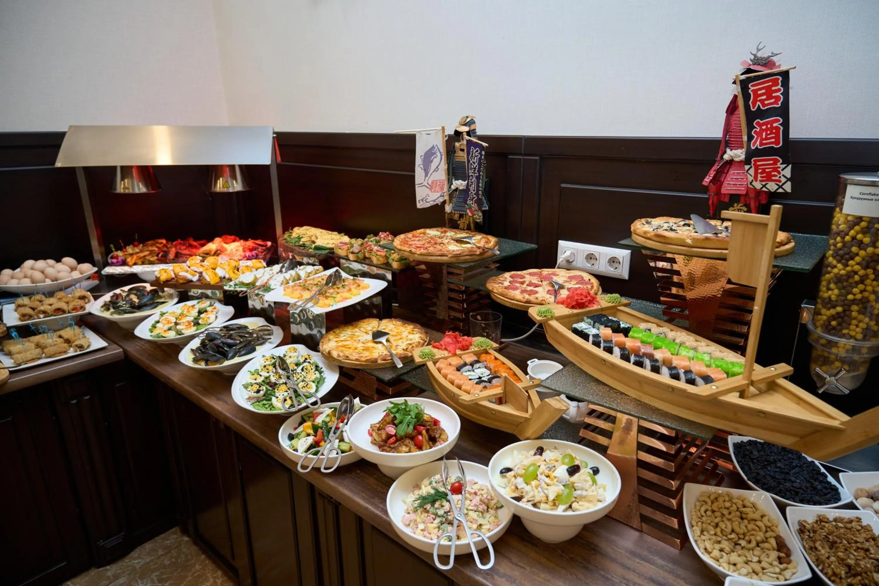 Food and drinks in Garden Hotel & SPA