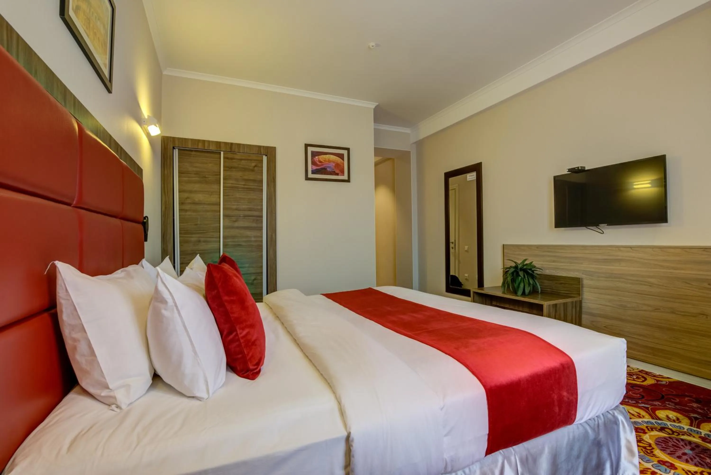 Bed in Garden Hotel & SPA