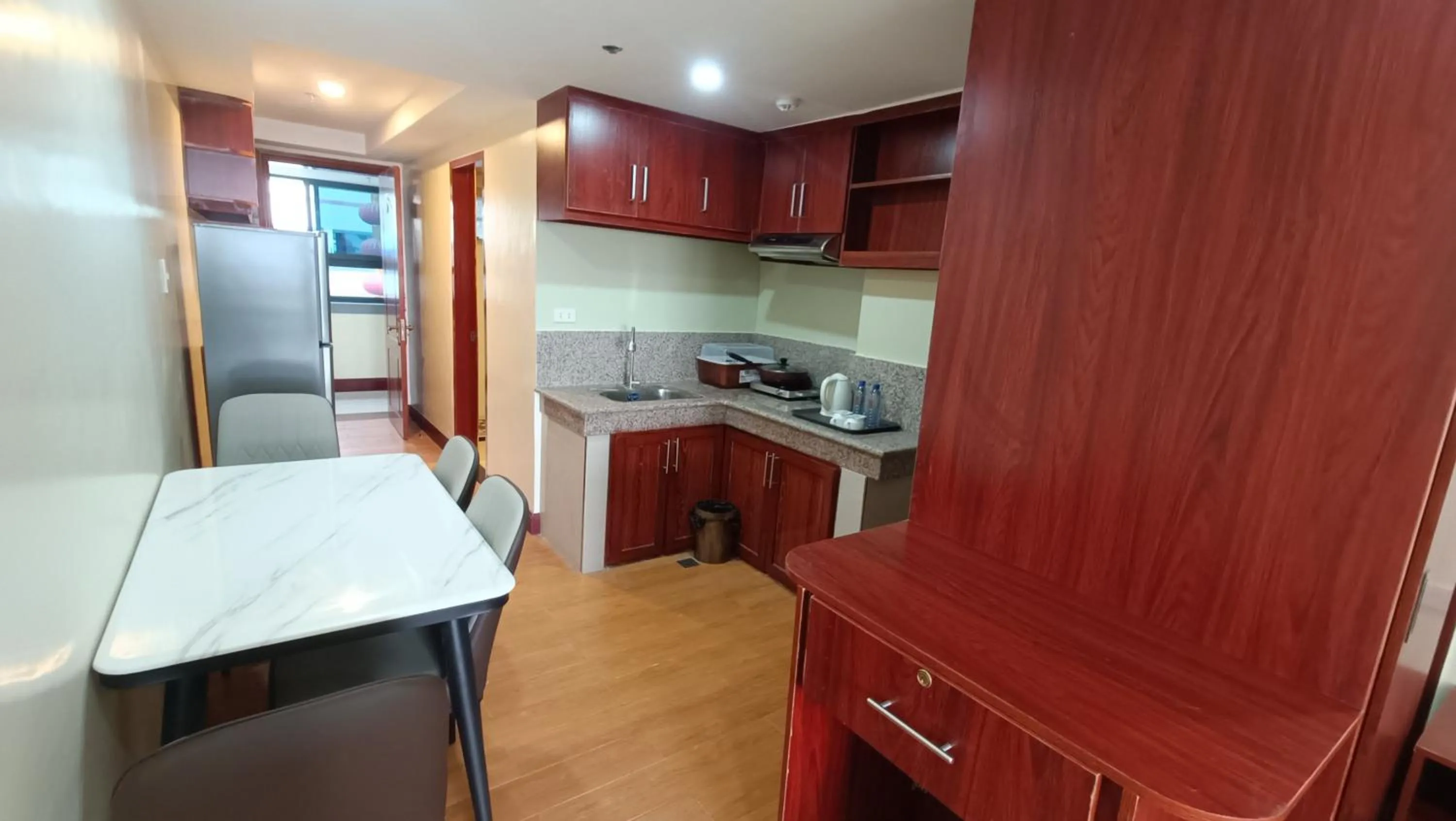 Kitchen or kitchenette in 456 Hotel