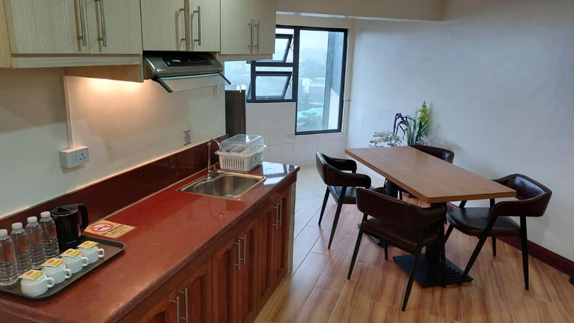 Kitchen or kitchenette in 456 Hotel