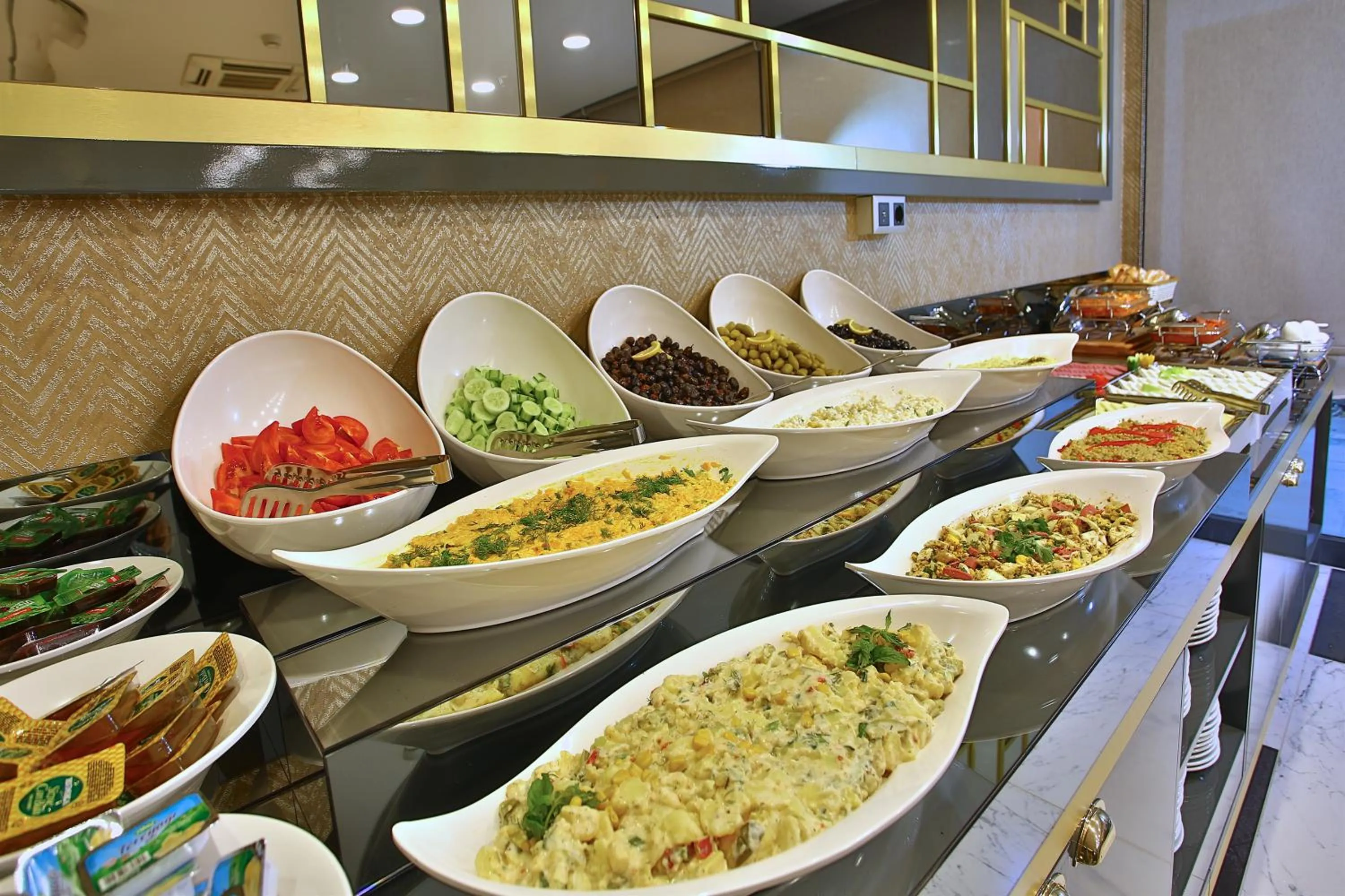 Food and drinks in The Tango Hotel Taksim