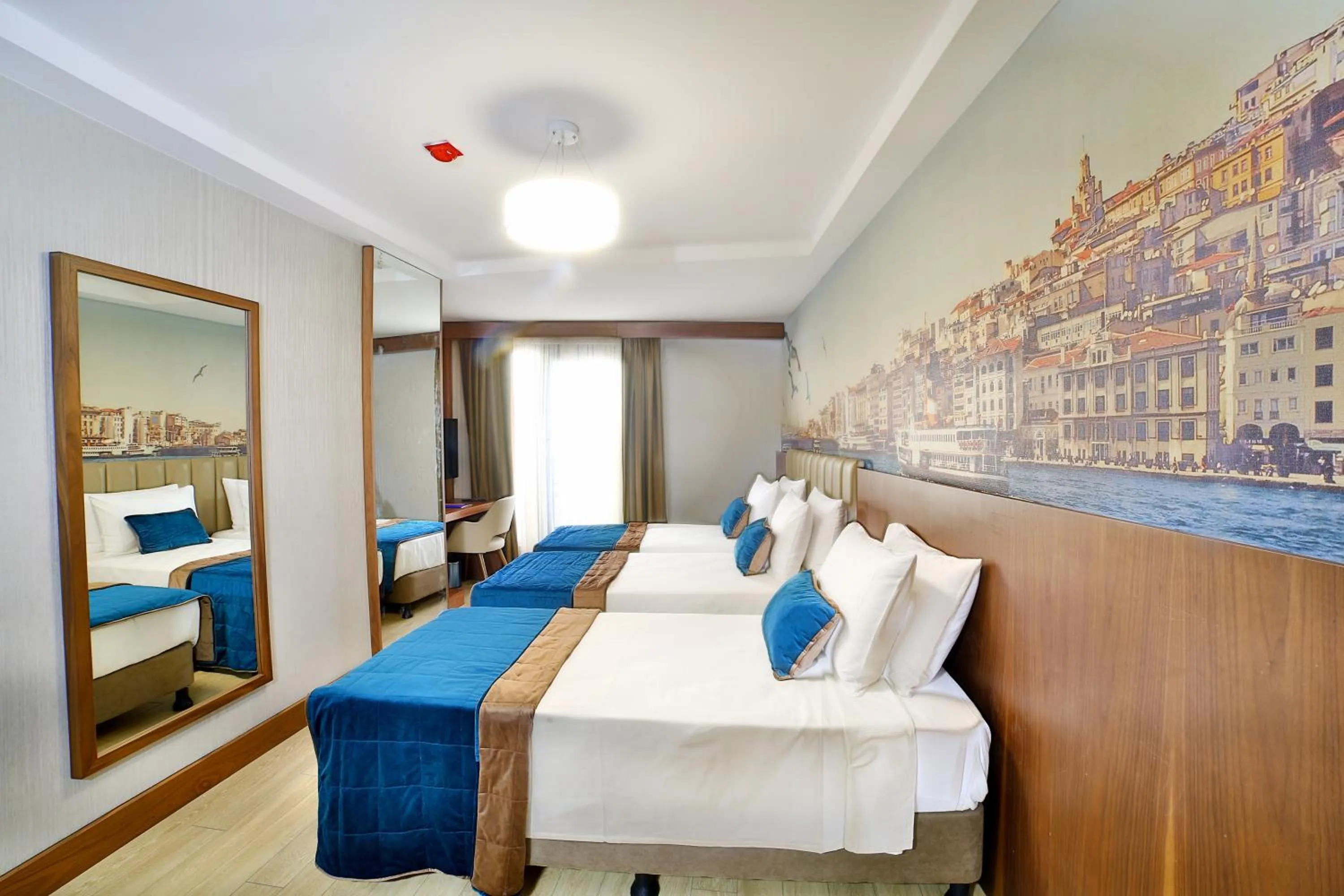 Coffee/tea facilities in The Tango Hotel Taksim