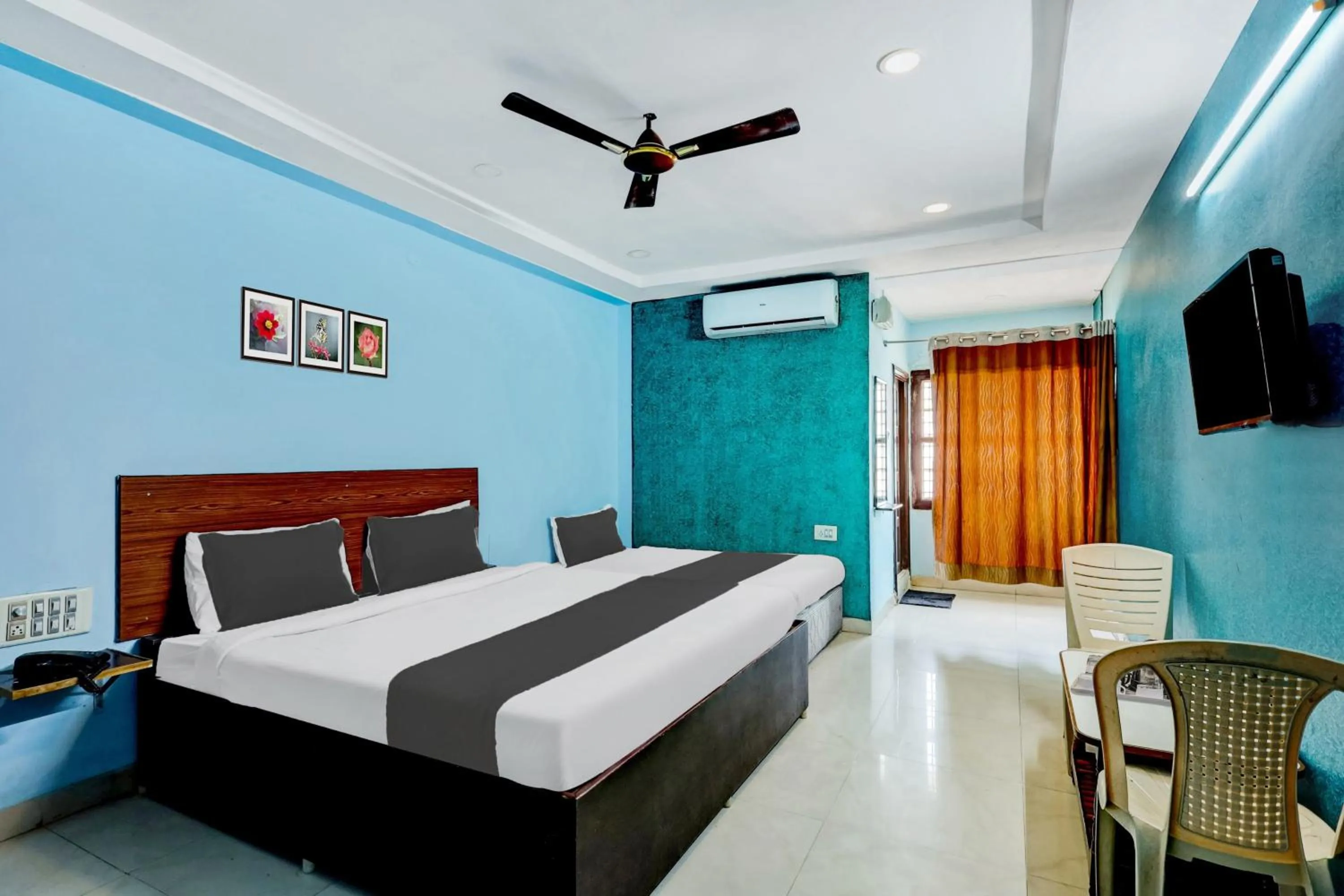 Bedroom, Bed in Super Hotel O Kennedy Nagar Near Railway Station formerly Jayalakshmi Residency