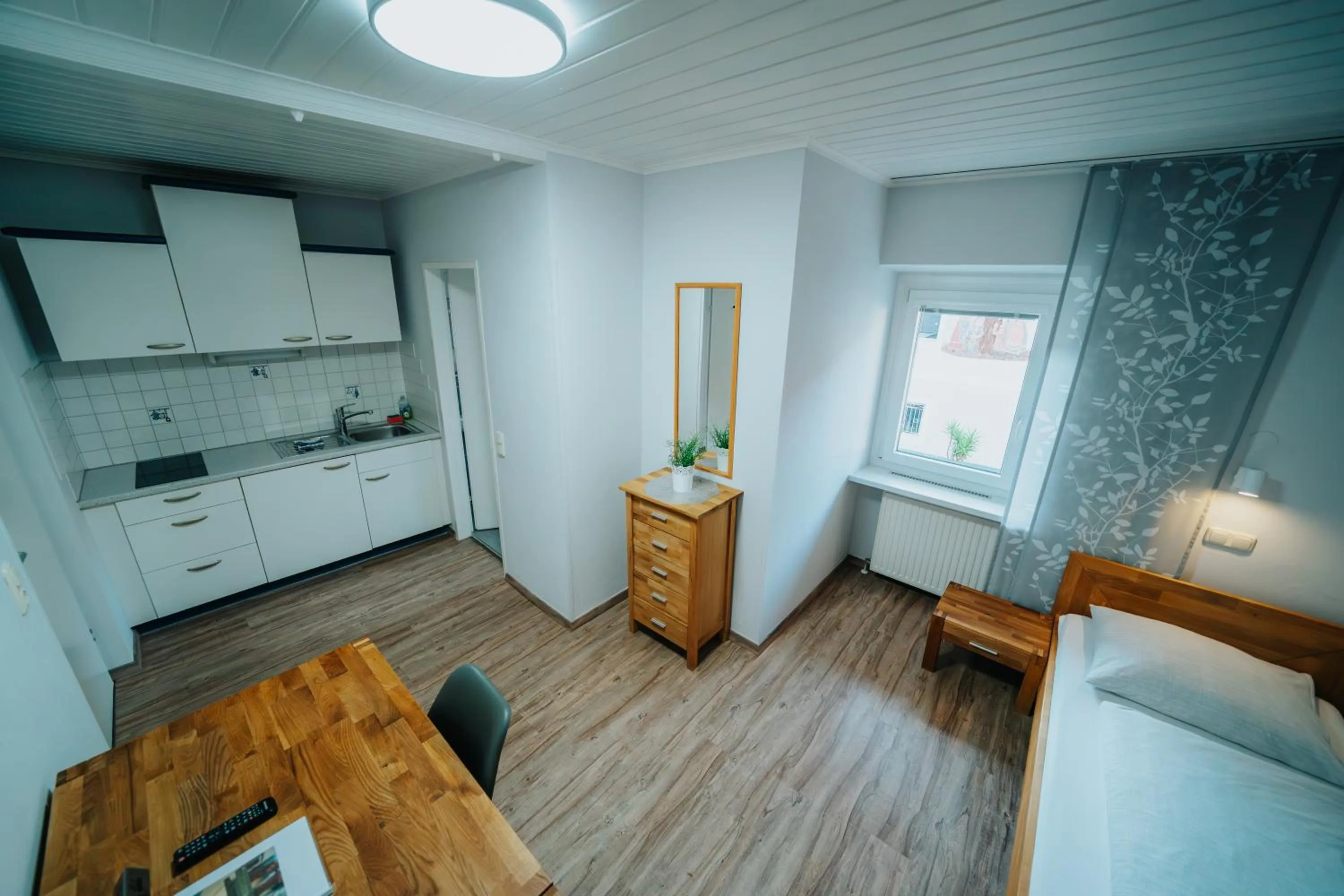 Photo of the whole room, Bed in Hotel Leo