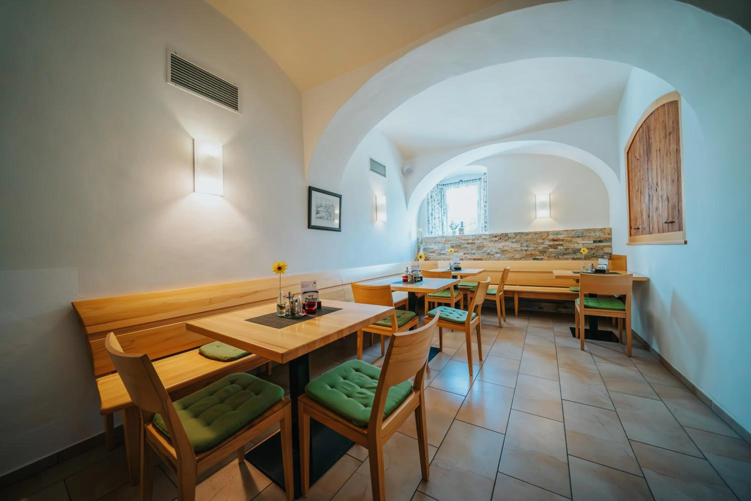 Breakfast in Hotel Leo