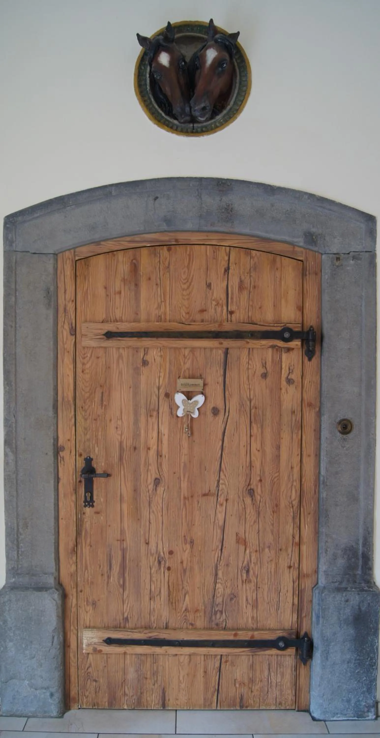 Facade/entrance in Hotel Leo