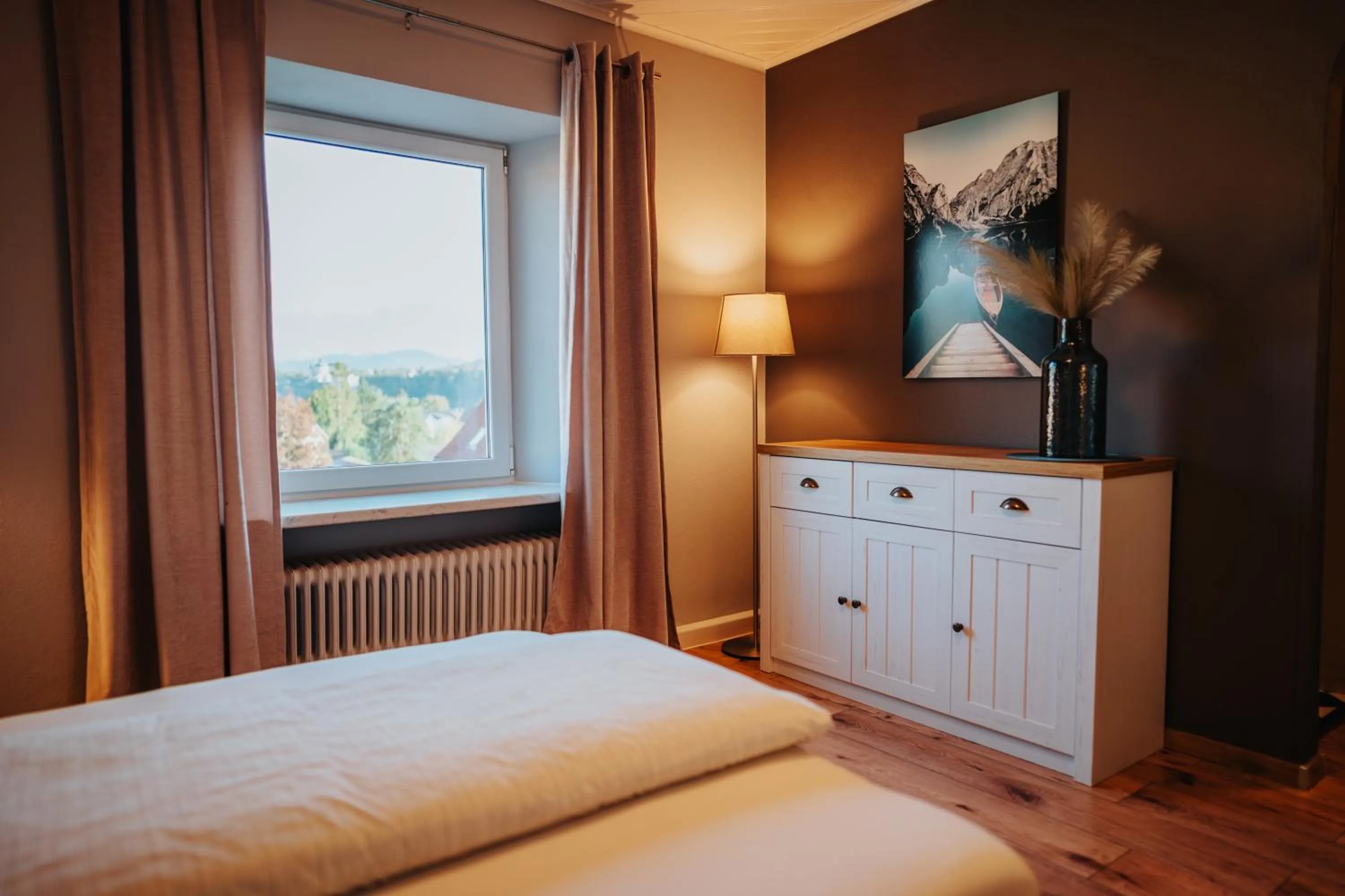 Photo of the whole room, Bed in Hotel Leo