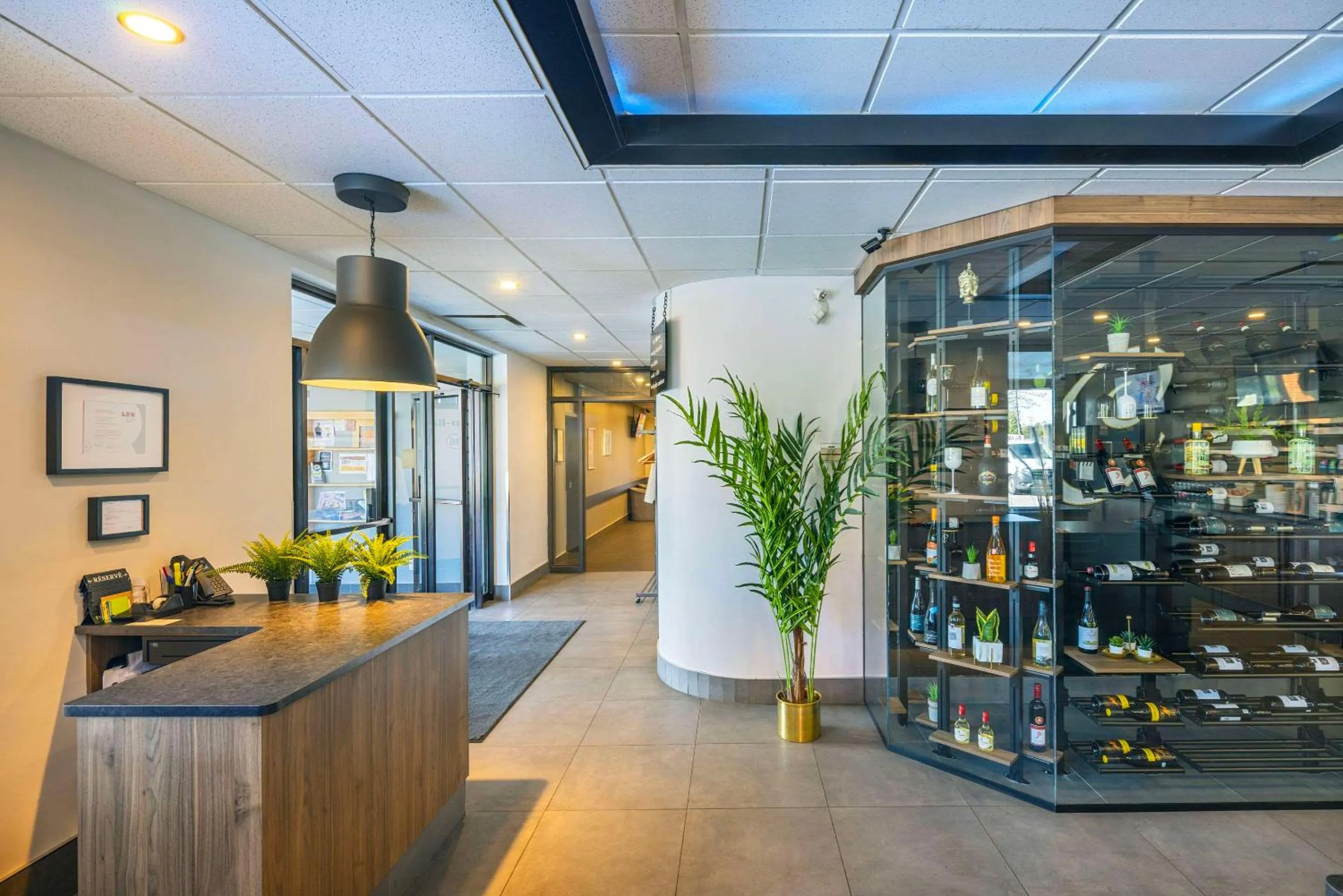 Restaurant/places to eat in Econo Lodge