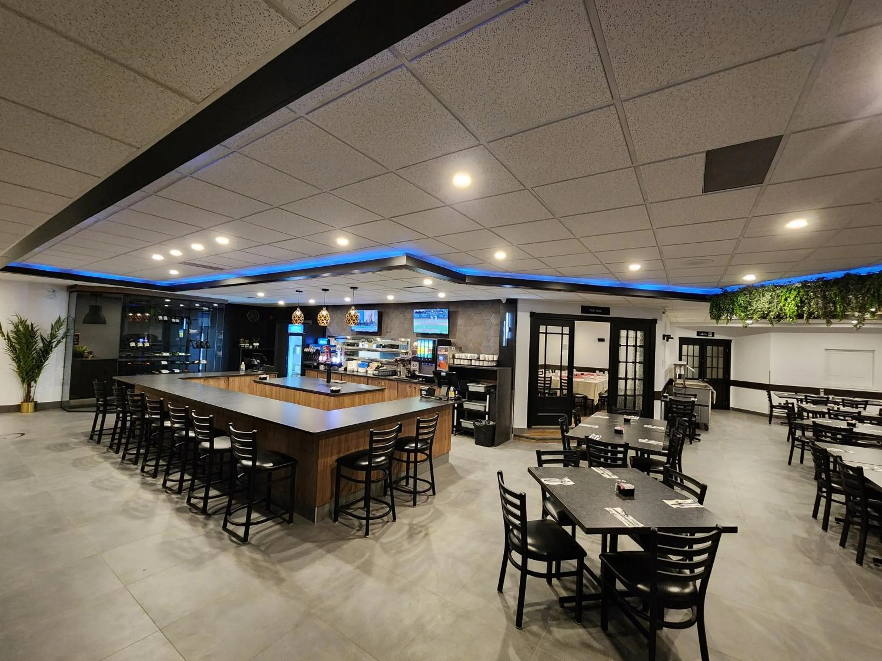 Restaurant/places to eat in Econo Lodge