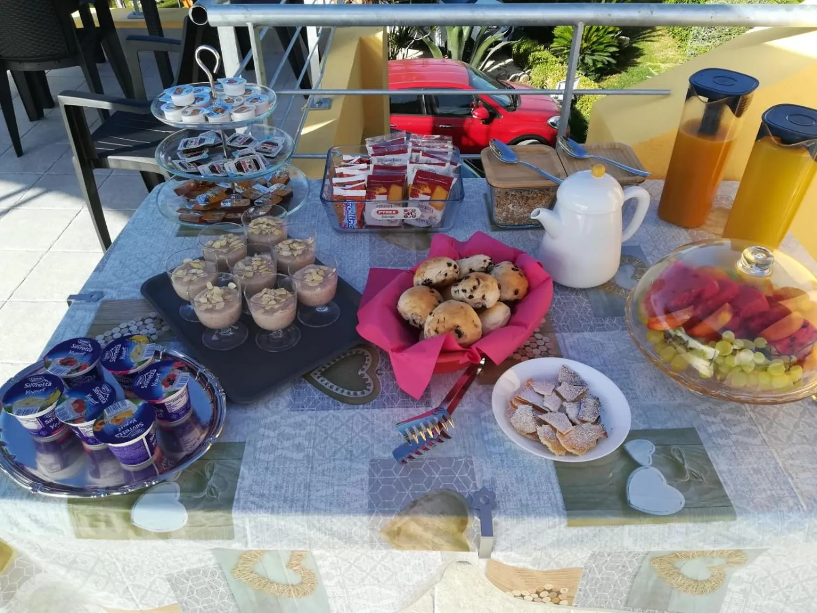 Food and drinks in B&B Sale e Sole sul Mare