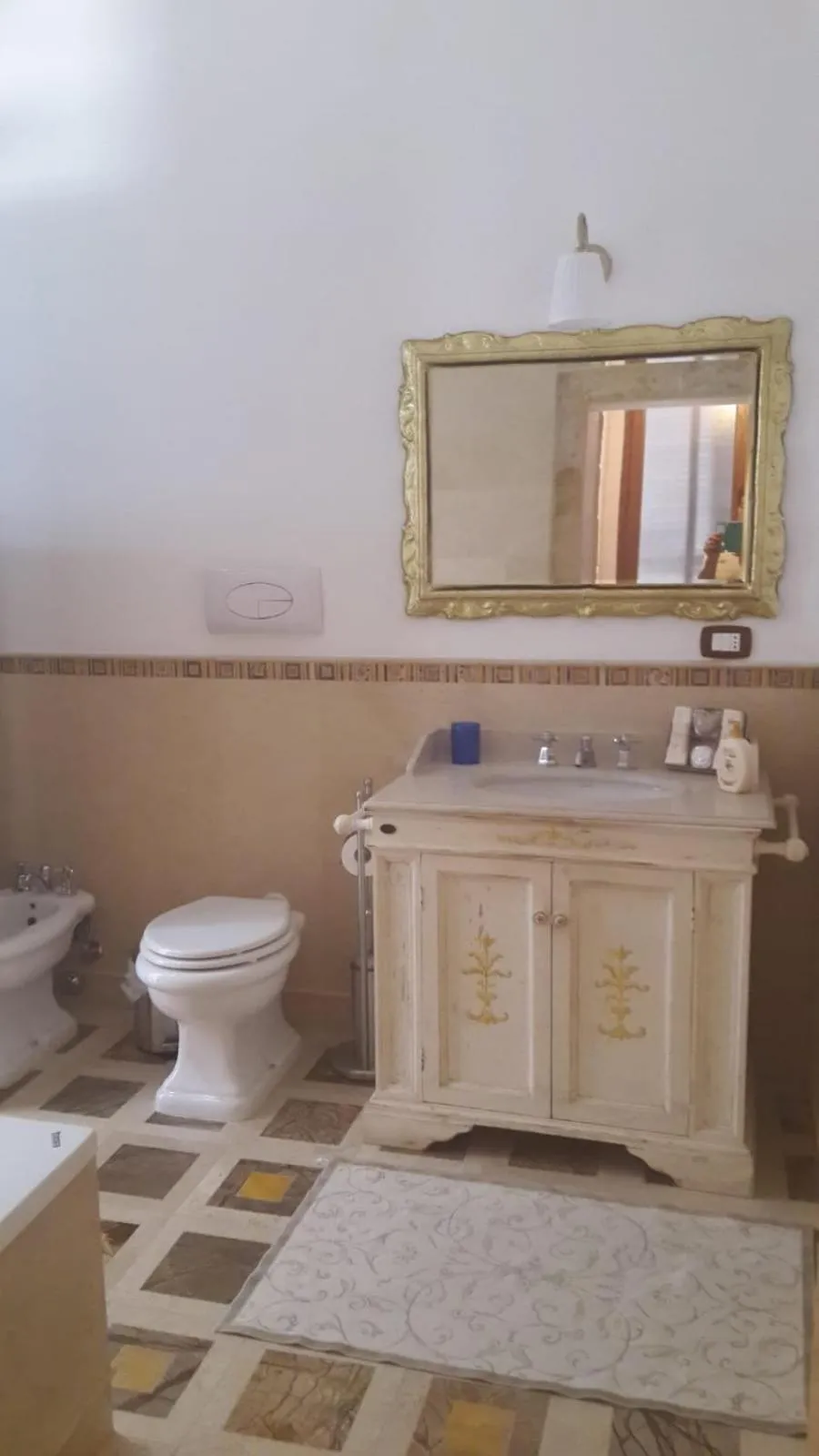 Bathroom in LA VILLA DEL CONTE