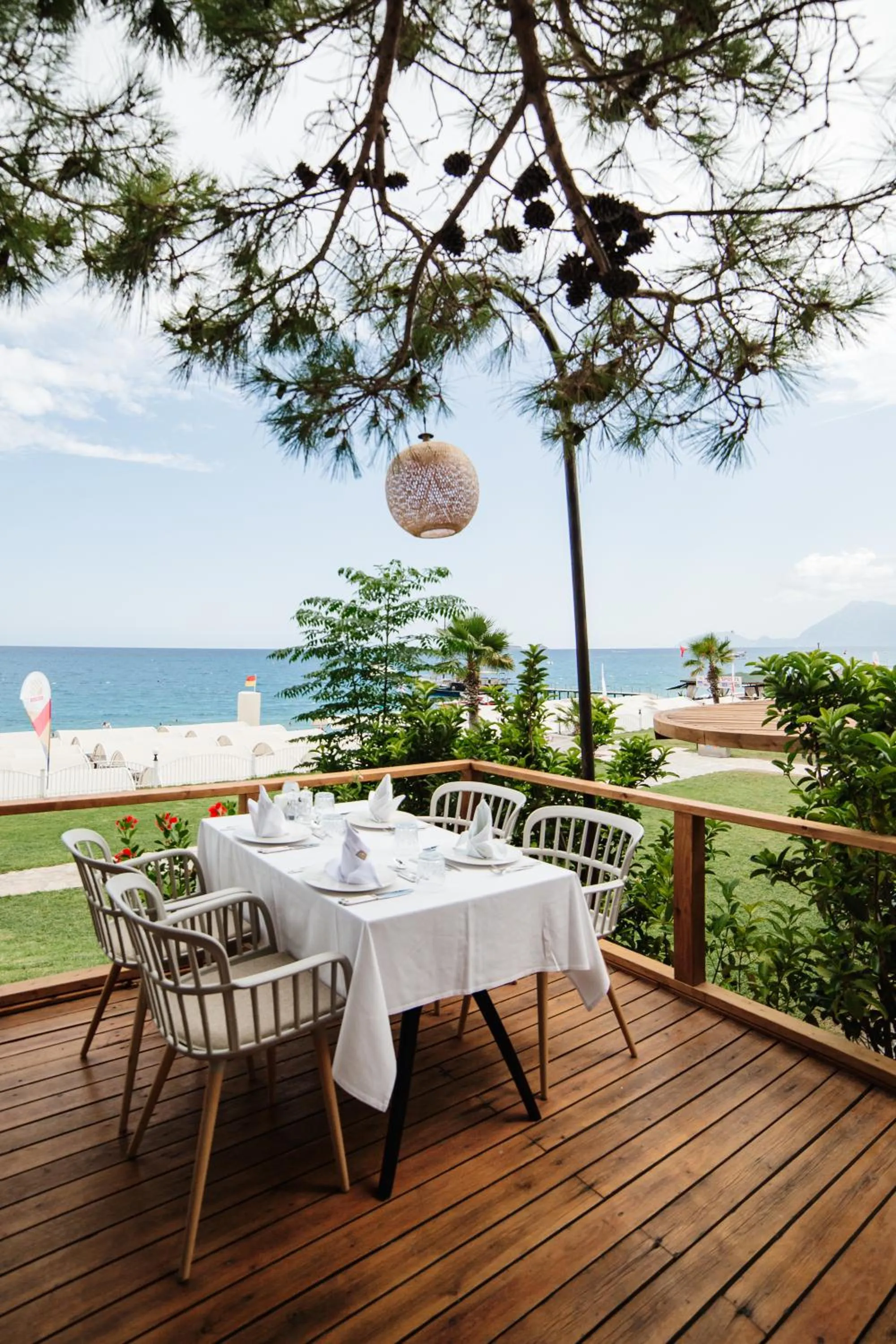 Restaurant/places to eat in Fun & Sun Club Saphire