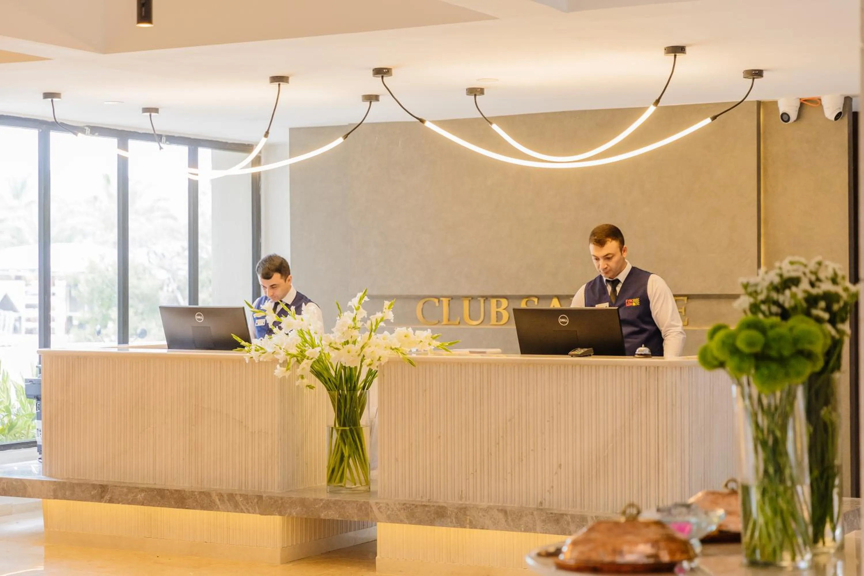 Staff in Fun & Sun Club Saphire