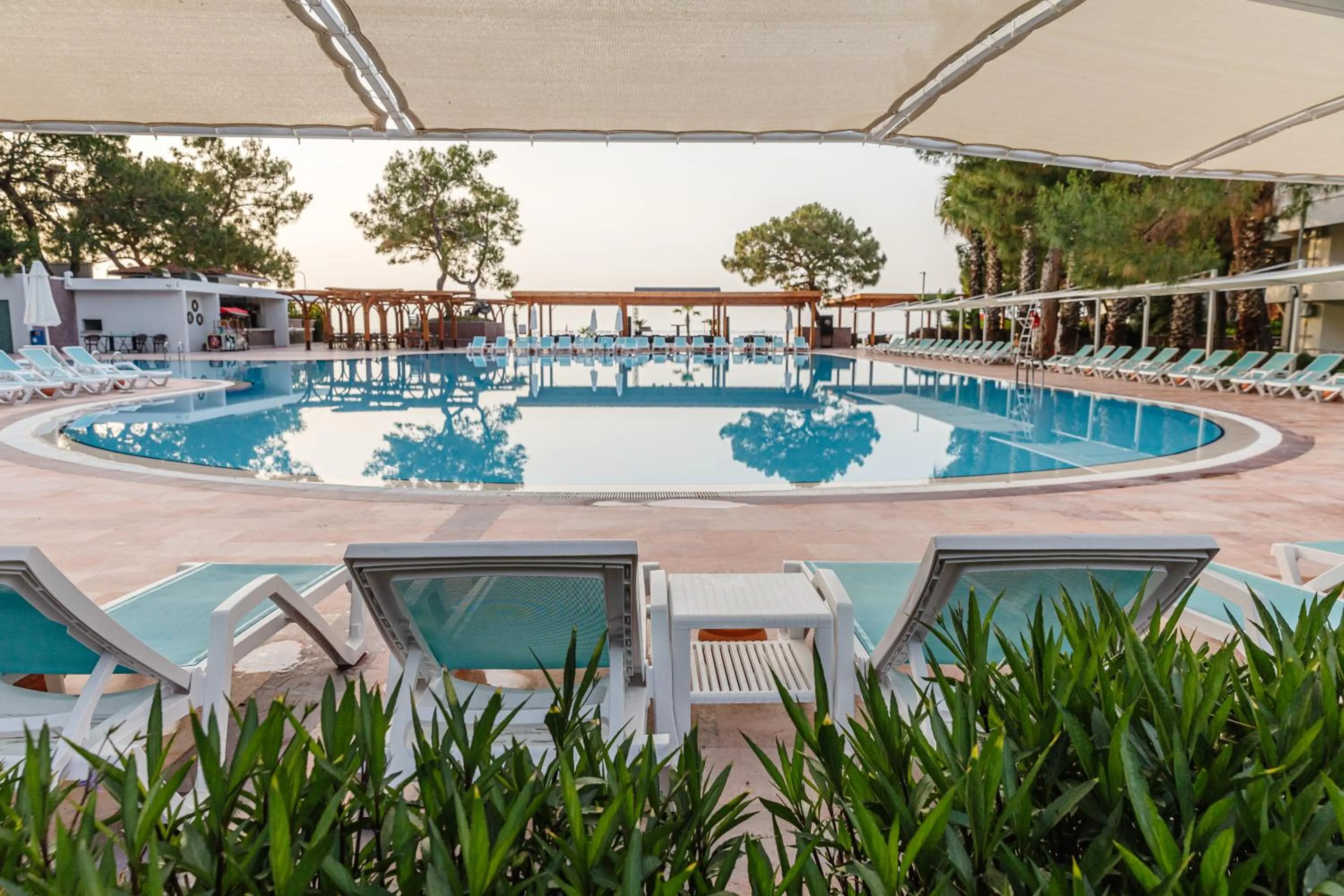 Day in Fun & Sun Club Saphire