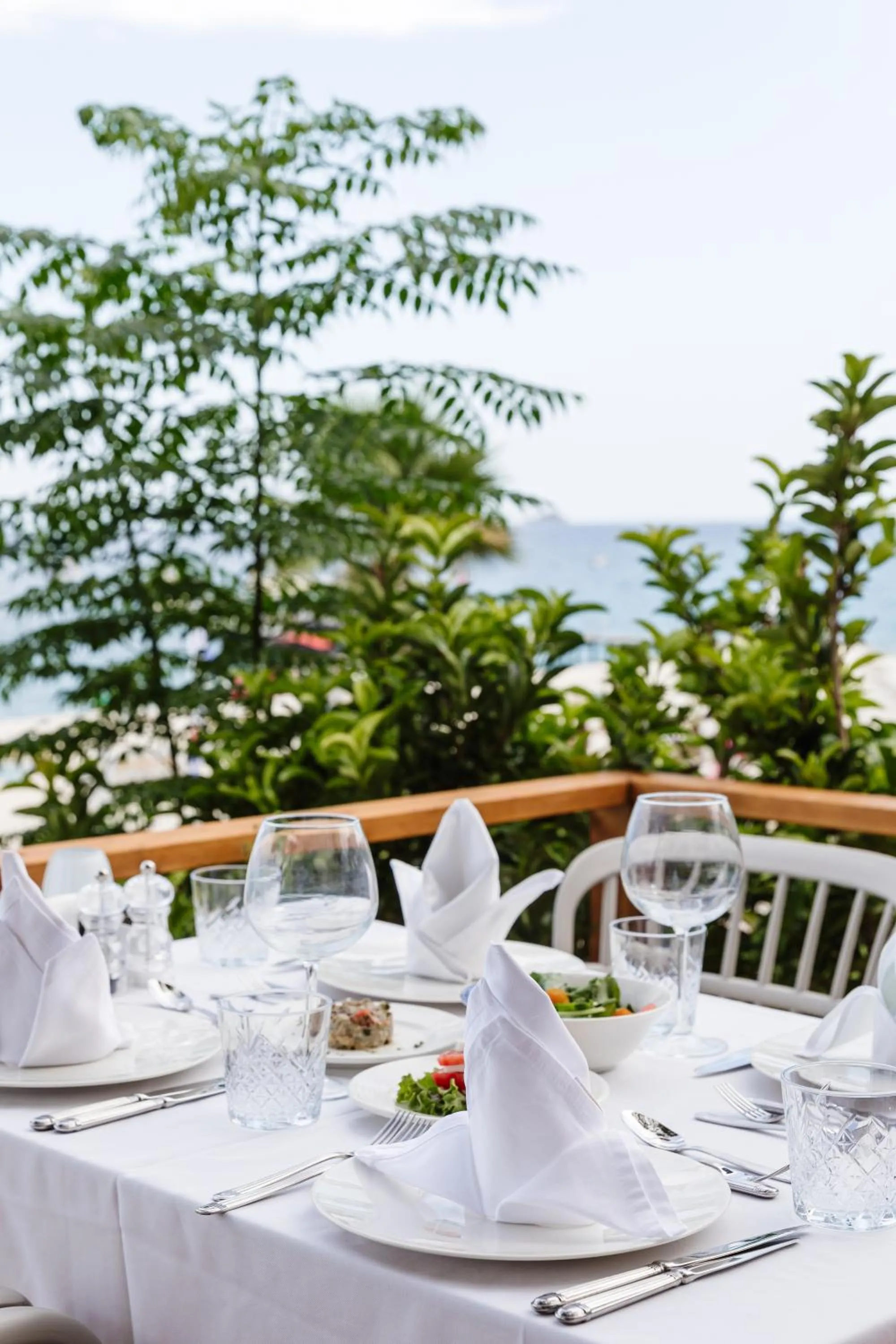 Restaurant/places to eat in Fun & Sun Club Saphire