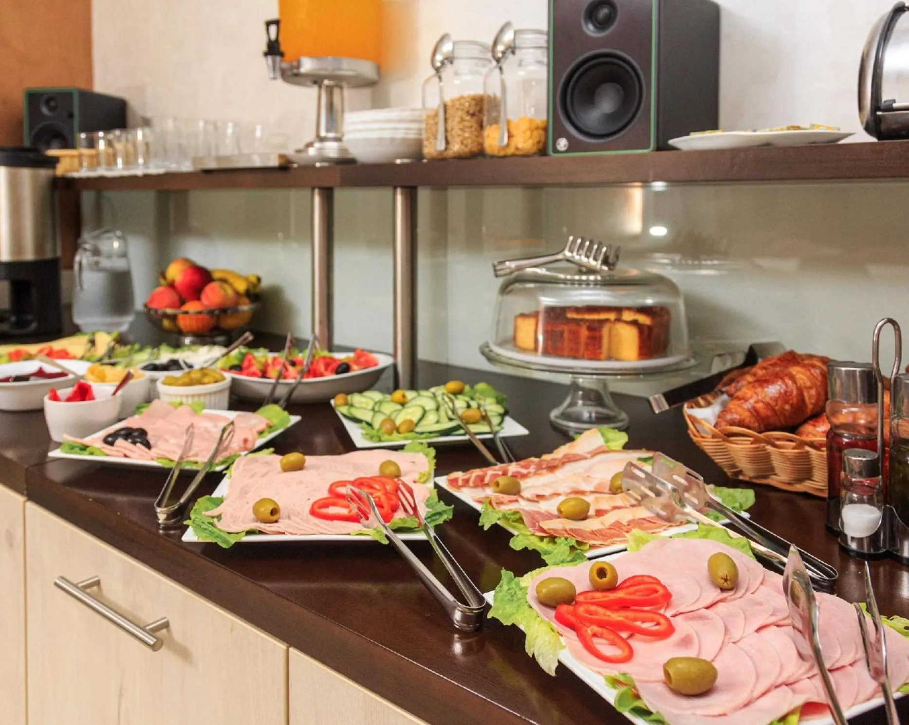 Breakfast in Hotel Maksim