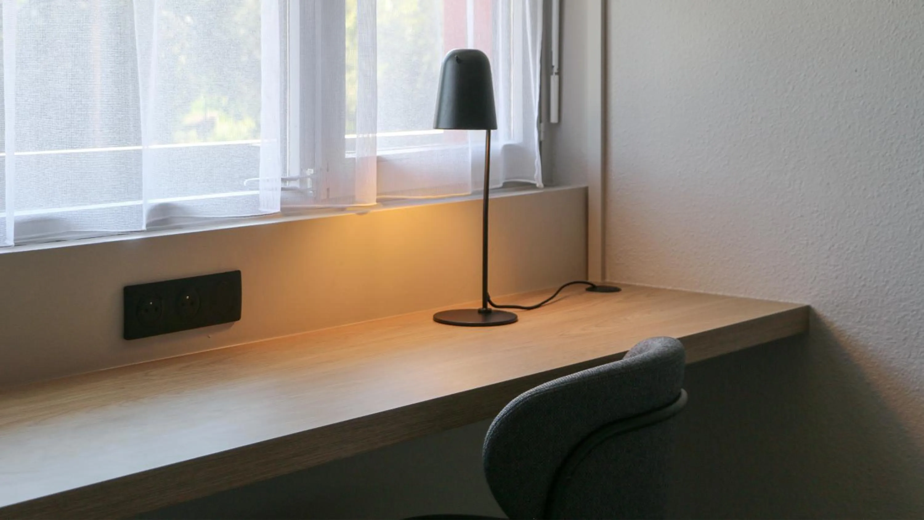 Seating area in Campanile Hotel Compiegne