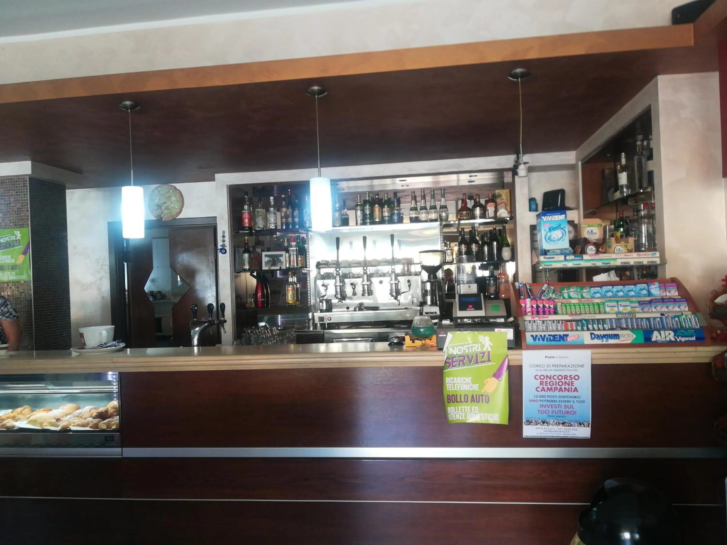 Restaurant/places to eat in Domus Hera