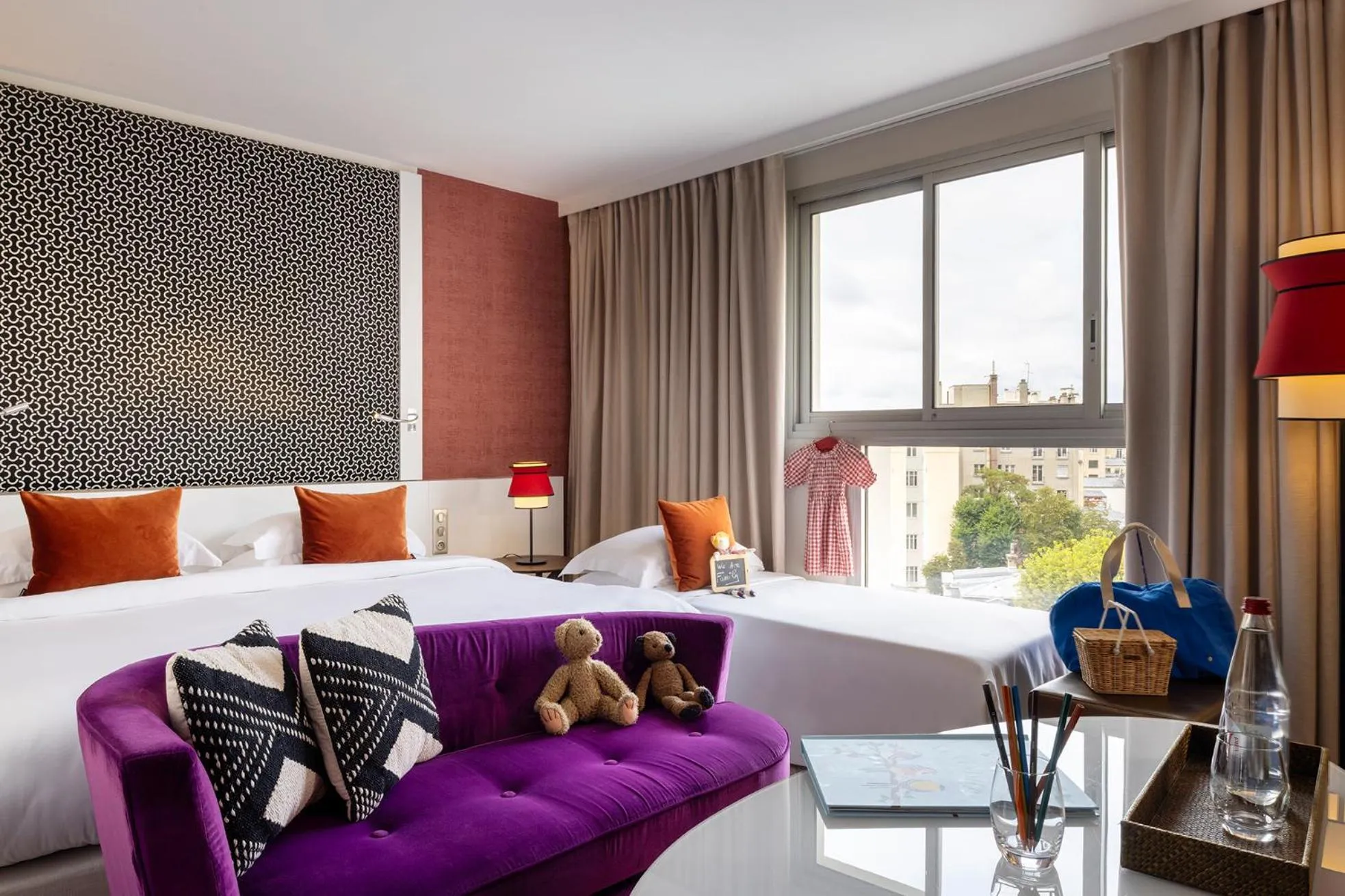 Bed in Hôtel Etoile Maillot