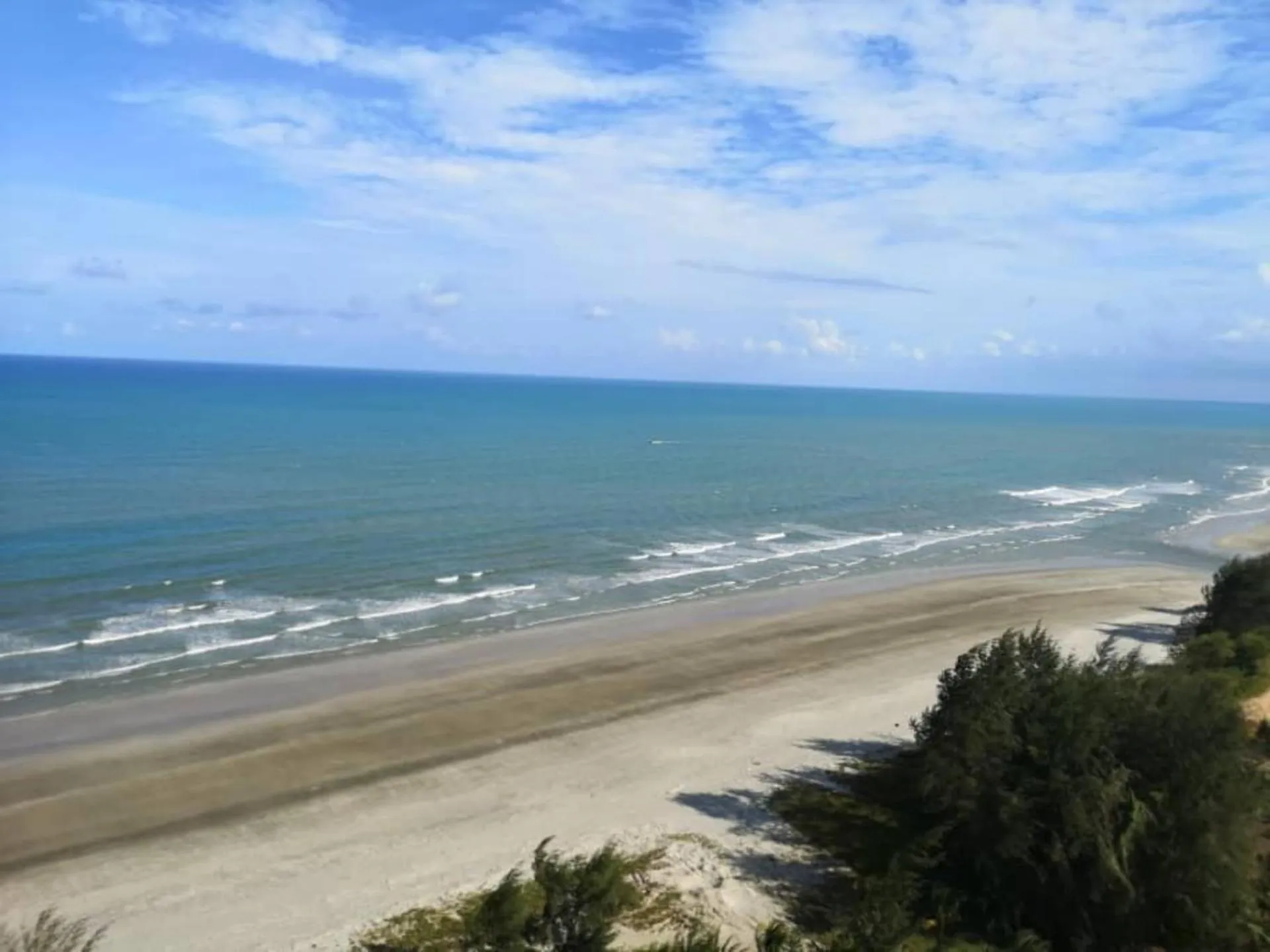 Beach in Timurbay by Seascape