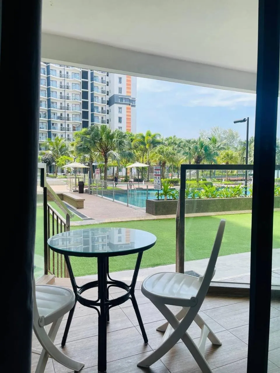 Pool view in Timurbay by Seascape